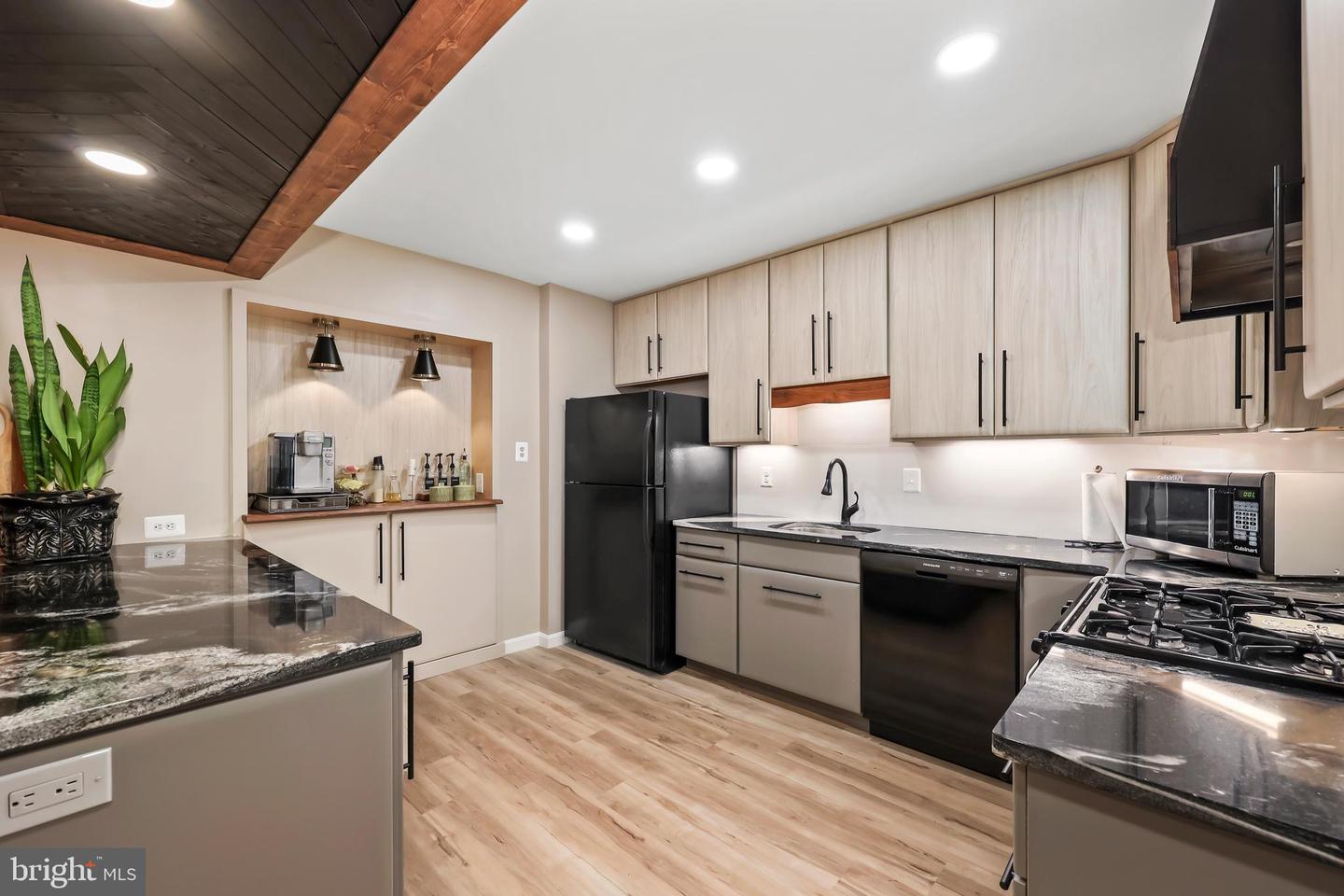 8121 TRURO CT, SPRINGFIELD, Virginia 22152, 4 Bedrooms Bedrooms, ,2 BathroomsBathrooms,Residential,For sale,8121 TRURO CT,VAFX2230392 MLS # VAFX2230392