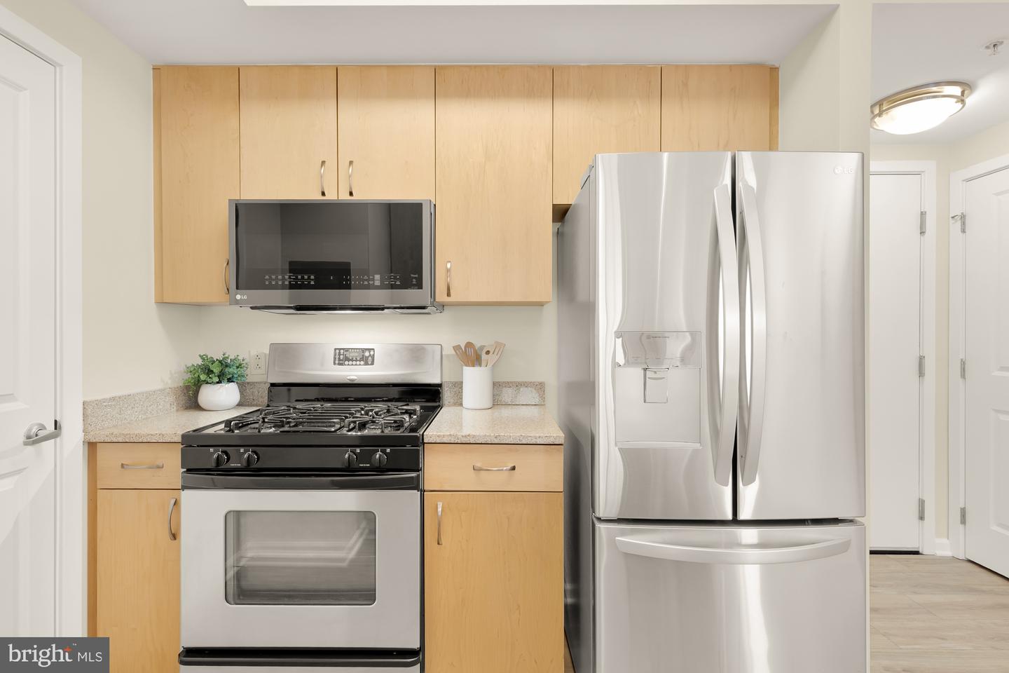 440 L ST NW #311, WASHINGTON, District Of Columbia 20001, 2 Bedrooms Bedrooms, ,2 BathroomsBathrooms,Residential,For sale,440 L ST NW #311,DCDC2192472 MLS # DCDC2192472