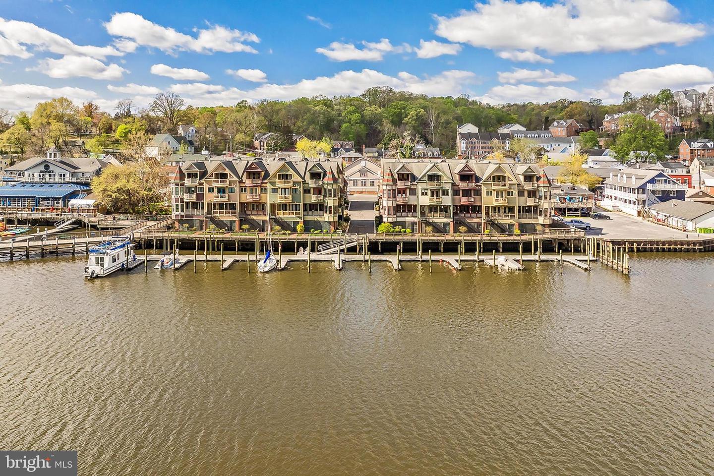 229 MILL ST, OCCOQUAN, Virginia 22125, 3 Bedrooms Bedrooms, ,3 BathroomsBathrooms,Residential,For sale,229 MILL ST,VAPW2090700 MLS # VAPW2090700