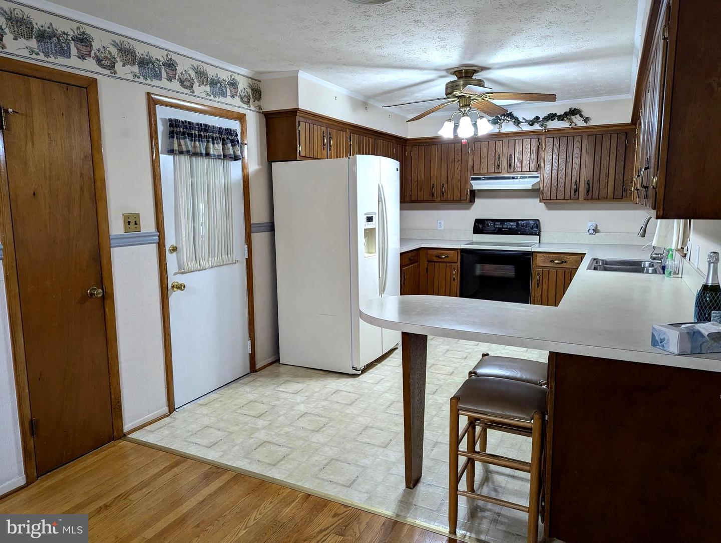 121 VIRGINIA DR, STEPHENS CITY, Virginia 22655, 3 Bedrooms Bedrooms, ,2 BathroomsBathrooms,Residential,For sale,121 VIRGINIA DR,VAFV2022668 MLS # VAFV2022668