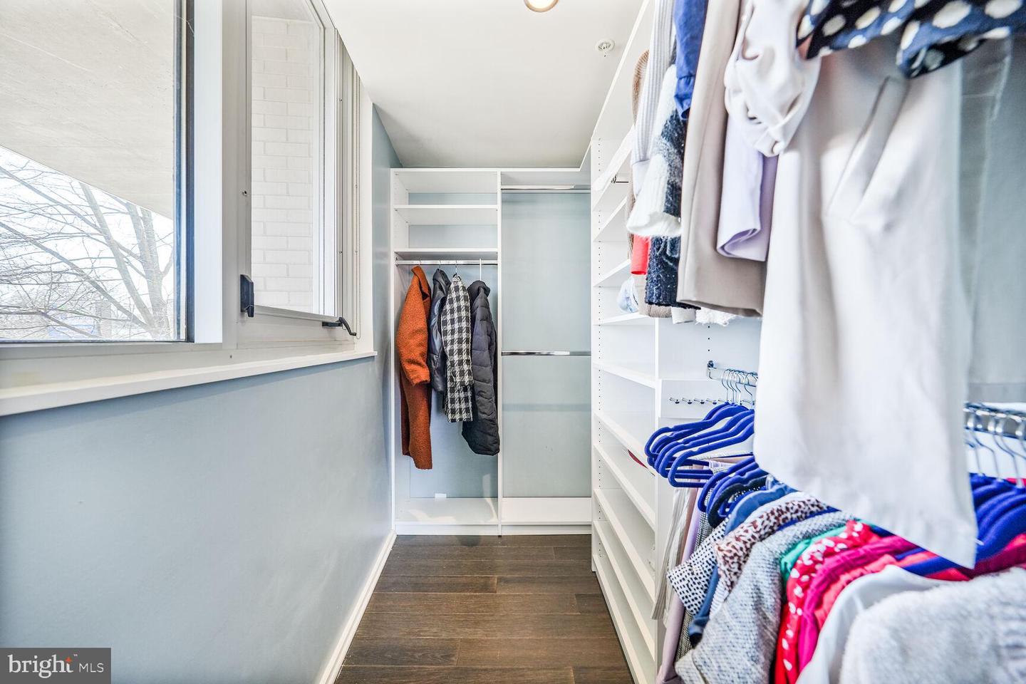 3409 WILSON BLVD #211, ARLINGTON, Virginia 22201, 2 Bedrooms Bedrooms, ,2 BathroomsBathrooms,Residential,For sale,3409 WILSON BLVD #211,VAAR2053082 MLS # VAAR2053082