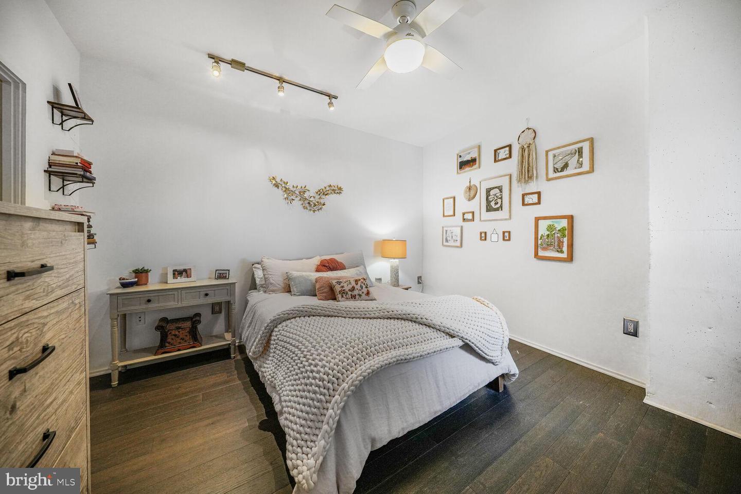 3409 WILSON BLVD #211, ARLINGTON, Virginia 22201, 2 Bedrooms Bedrooms, ,2 BathroomsBathrooms,Residential,For sale,3409 WILSON BLVD #211,VAAR2053082 MLS # VAAR2053082