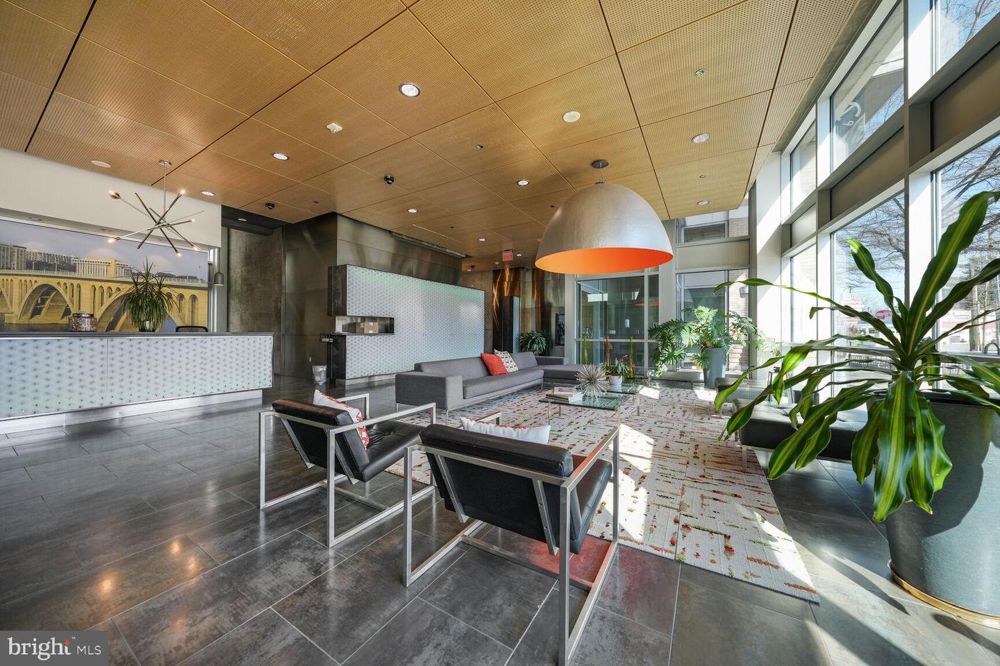 3409 WILSON BLVD #211, ARLINGTON, Virginia 22201, 2 Bedrooms Bedrooms, ,2 BathroomsBathrooms,Residential,For sale,3409 WILSON BLVD #211,VAAR2053082 MLS # VAAR2053082
