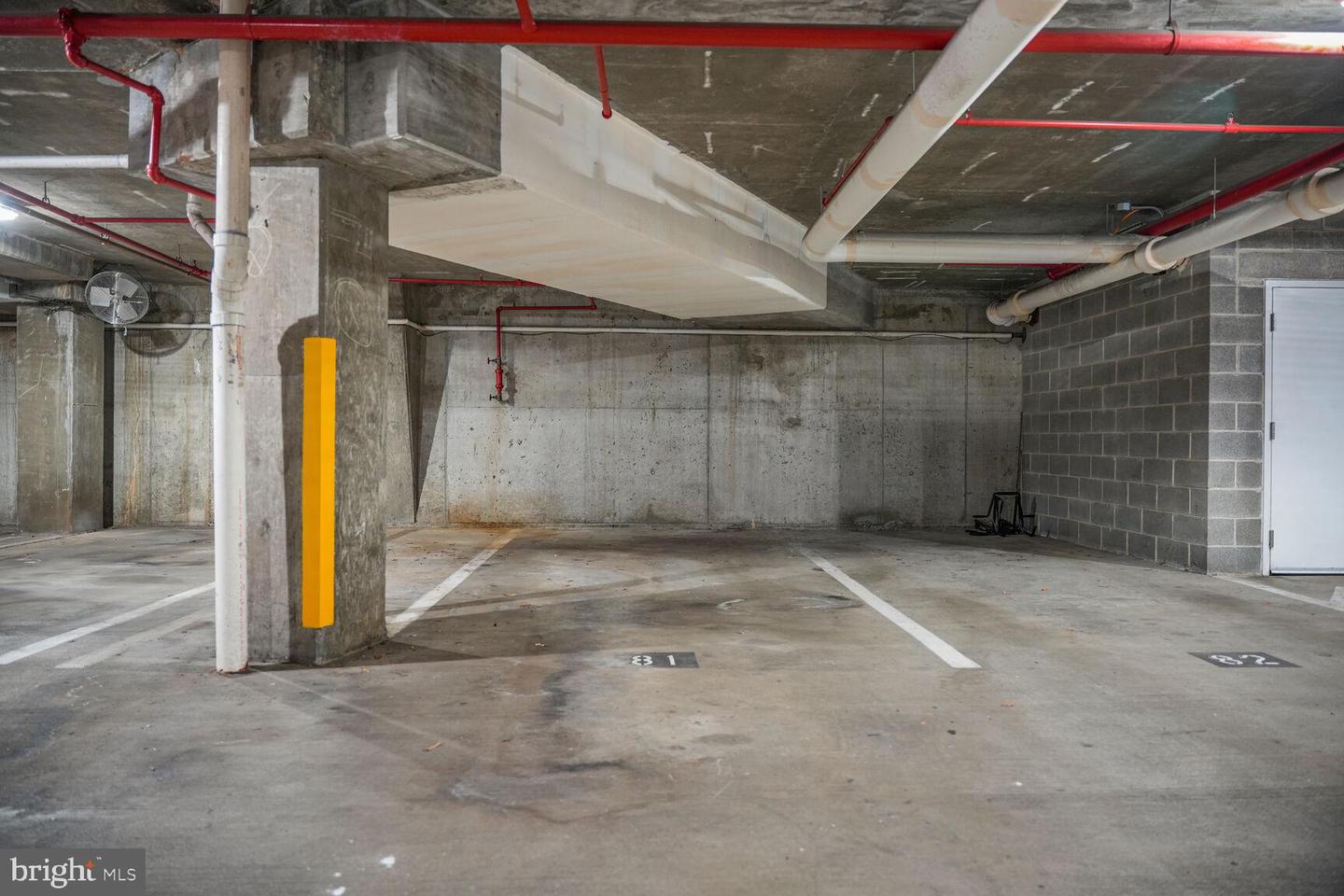 3409 WILSON BLVD #211, ARLINGTON, Virginia 22201, 2 Bedrooms Bedrooms, ,2 BathroomsBathrooms,Residential,For sale,3409 WILSON BLVD #211,VAAR2053082 MLS # VAAR2053082