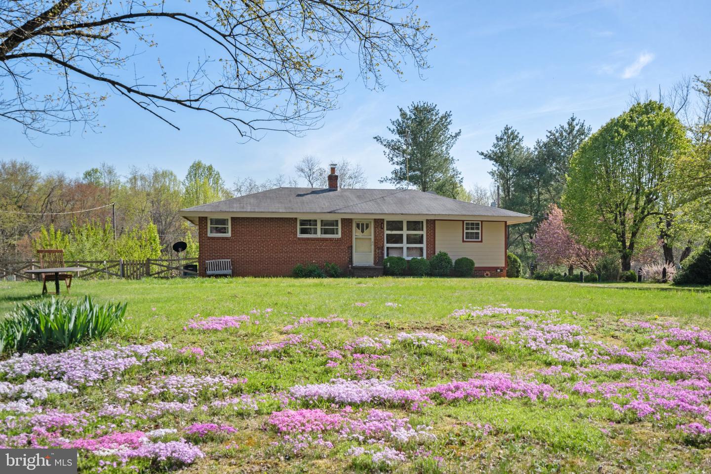 571 RICHMOND RD, AMISSVILLE, Virginia 20106, 2 Bedrooms Bedrooms, ,1 BathroomBathrooms,Residential,For sale,571 RICHMOND RD,VARP2001946 MLS # VARP2001946