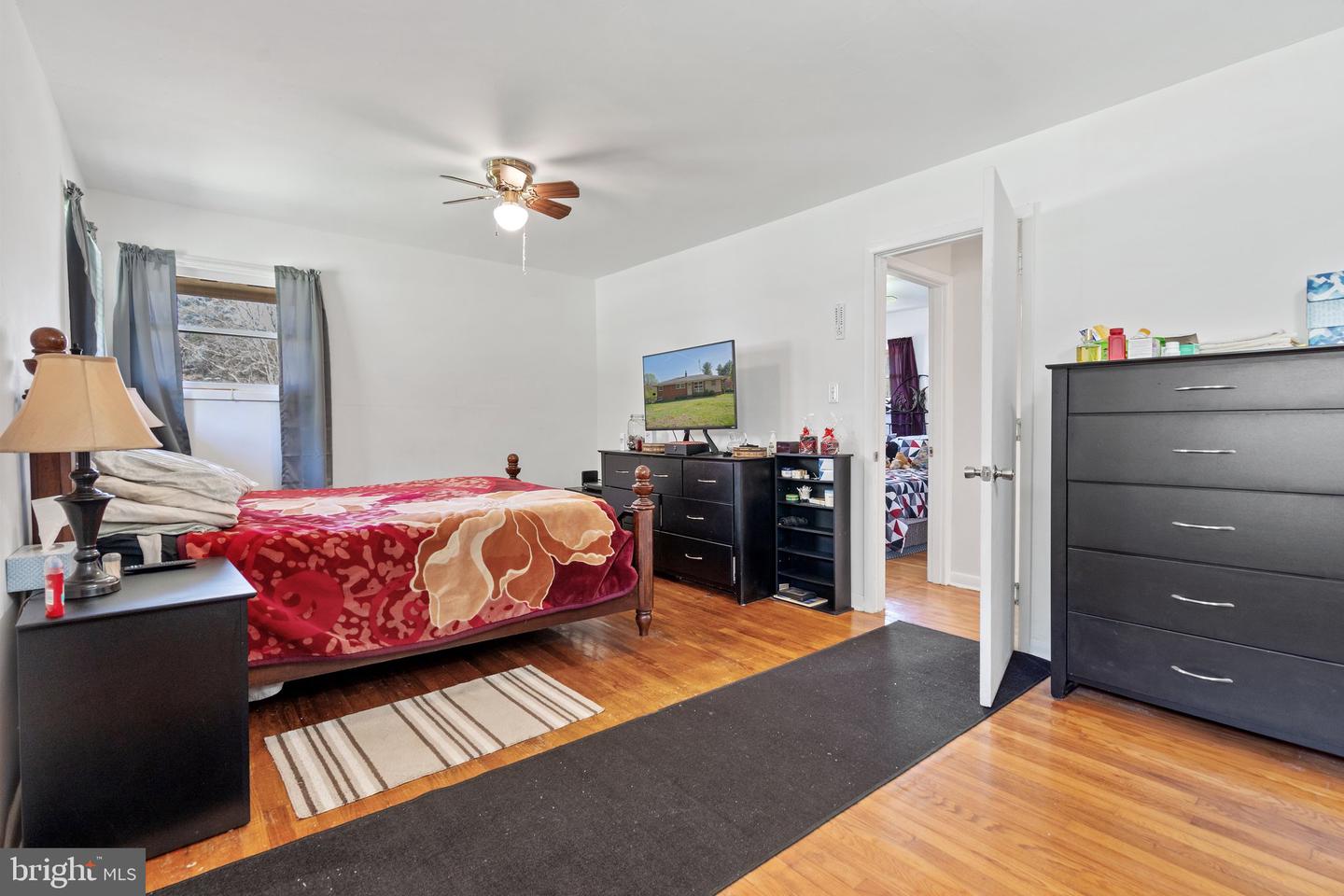 571 RICHMOND RD, AMISSVILLE, Virginia 20106, 2 Bedrooms Bedrooms, ,1 BathroomBathrooms,Residential,For sale,571 RICHMOND RD,VARP2001946 MLS # VARP2001946