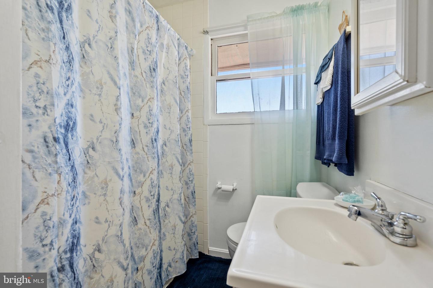 571 RICHMOND RD, AMISSVILLE, Virginia 20106, 2 Bedrooms Bedrooms, ,1 BathroomBathrooms,Residential,For sale,571 RICHMOND RD,VARP2001946 MLS # VARP2001946
