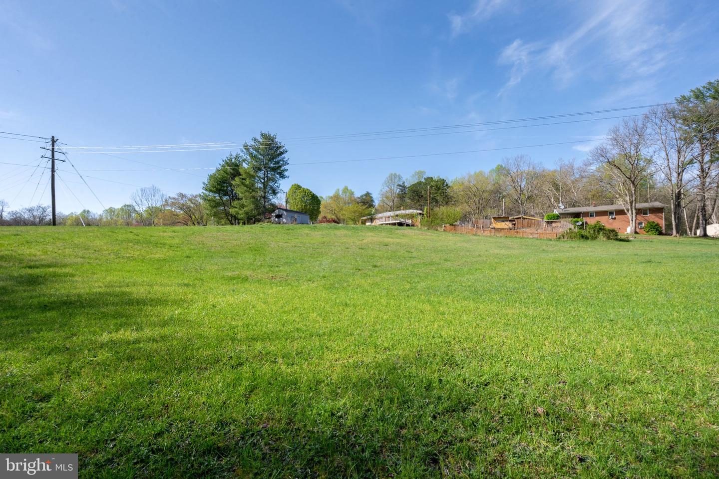 571 RICHMOND RD, AMISSVILLE, Virginia 20106, 2 Bedrooms Bedrooms, ,1 BathroomBathrooms,Residential,For sale,571 RICHMOND RD,VARP2001946 MLS # VARP2001946