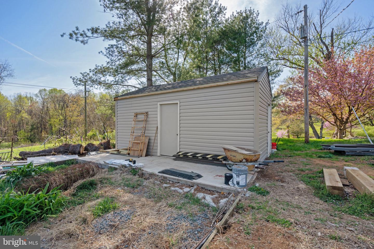 571 RICHMOND RD, AMISSVILLE, Virginia 20106, 2 Bedrooms Bedrooms, ,1 BathroomBathrooms,Residential,For sale,571 RICHMOND RD,VARP2001946 MLS # VARP2001946