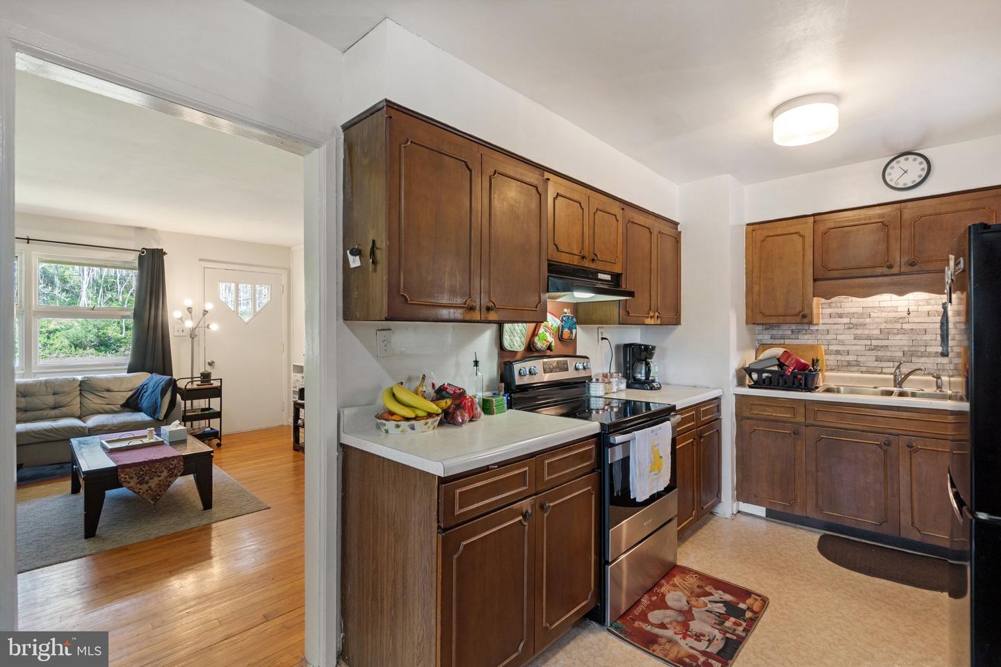 571 RICHMOND RD, AMISSVILLE, Virginia 20106, 2 Bedrooms Bedrooms, ,1 BathroomBathrooms,Residential,For sale,571 RICHMOND RD,VARP2001946 MLS # VARP2001946