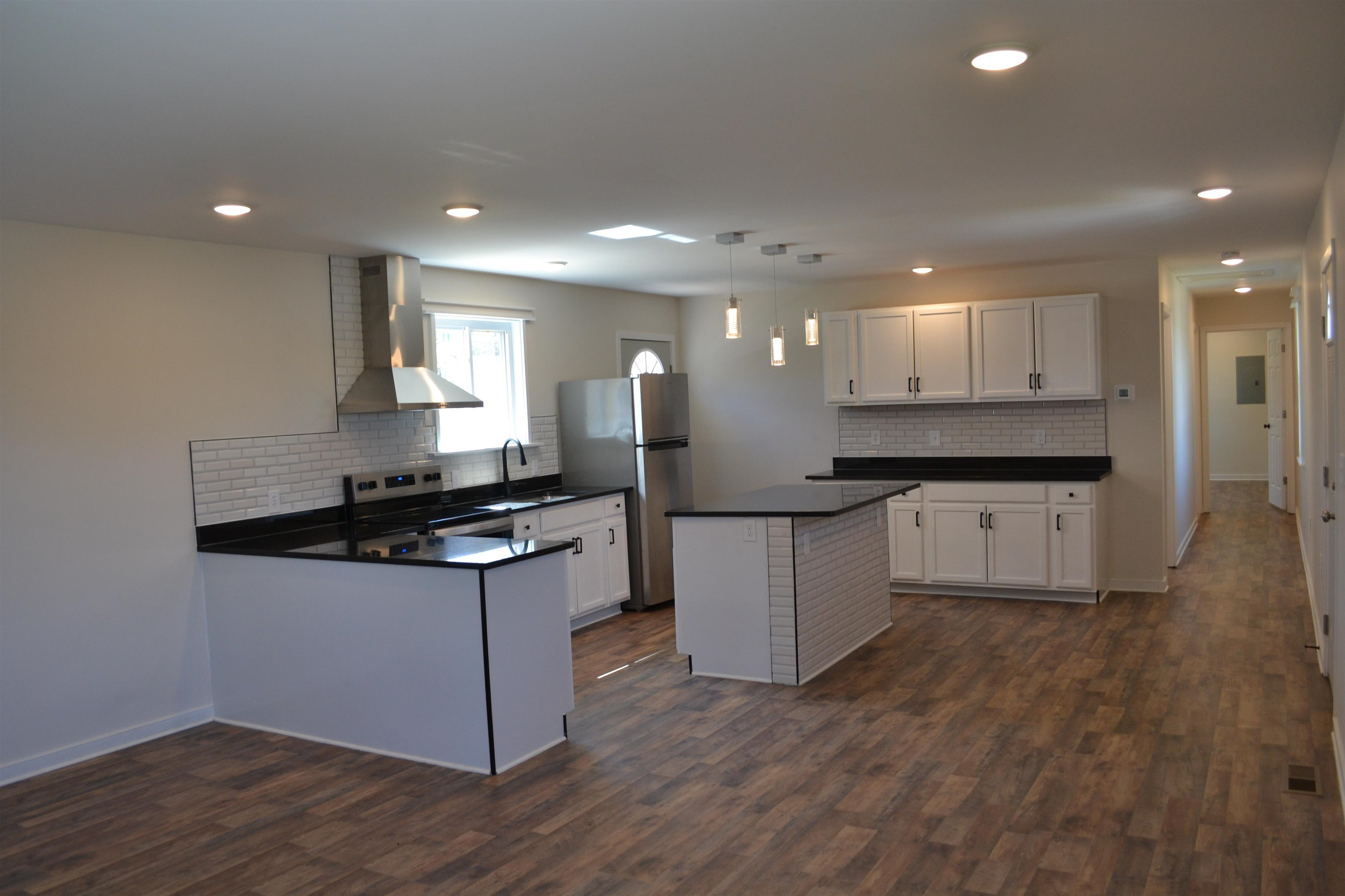 600 N BAYARD AVE, WAYNESBORO, Virginia 22980, 3 Bedrooms Bedrooms, ,2 BathroomsBathrooms,Residential,600 N BAYARD AVE,663040 MLS # 663040
