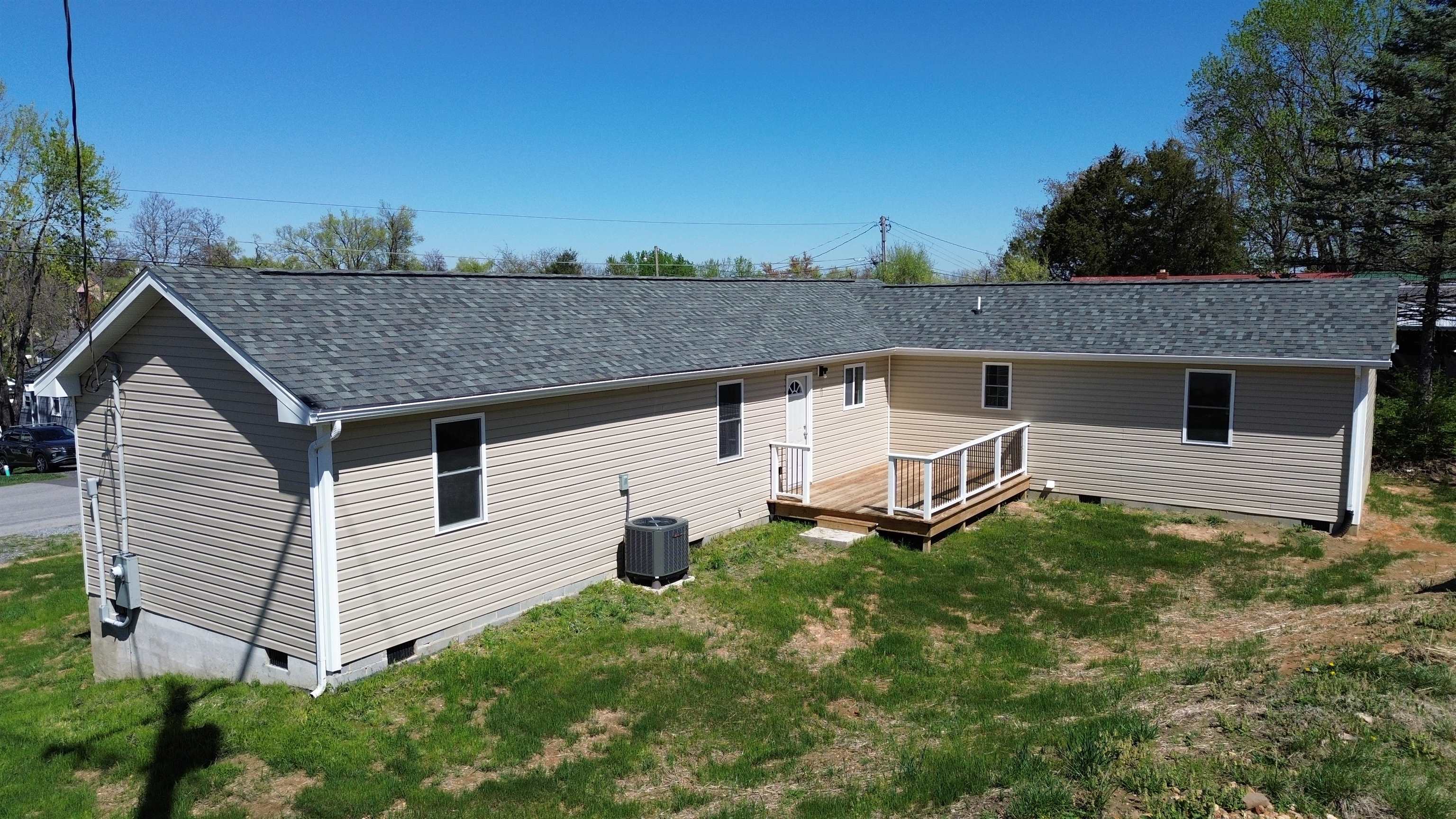 600 N BAYARD AVE, WAYNESBORO, Virginia 22980, 3 Bedrooms Bedrooms, ,2 BathroomsBathrooms,Residential,600 N BAYARD AVE,663040 MLS # 663040