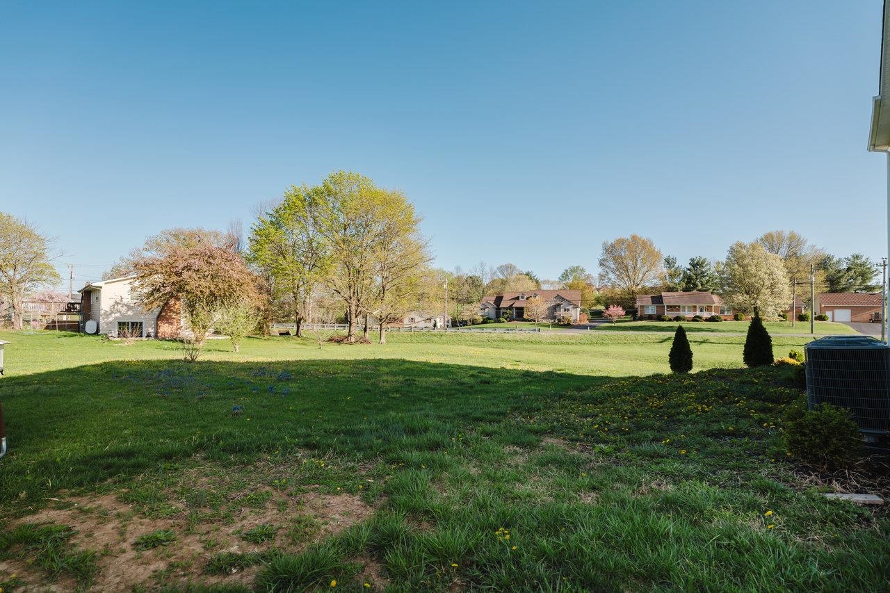 728 MASON ST, DAYTON, Virginia 22821, 4 Bedrooms Bedrooms, ,2 BathroomsBathrooms,Residential,728 MASON ST,663041 MLS # 663041