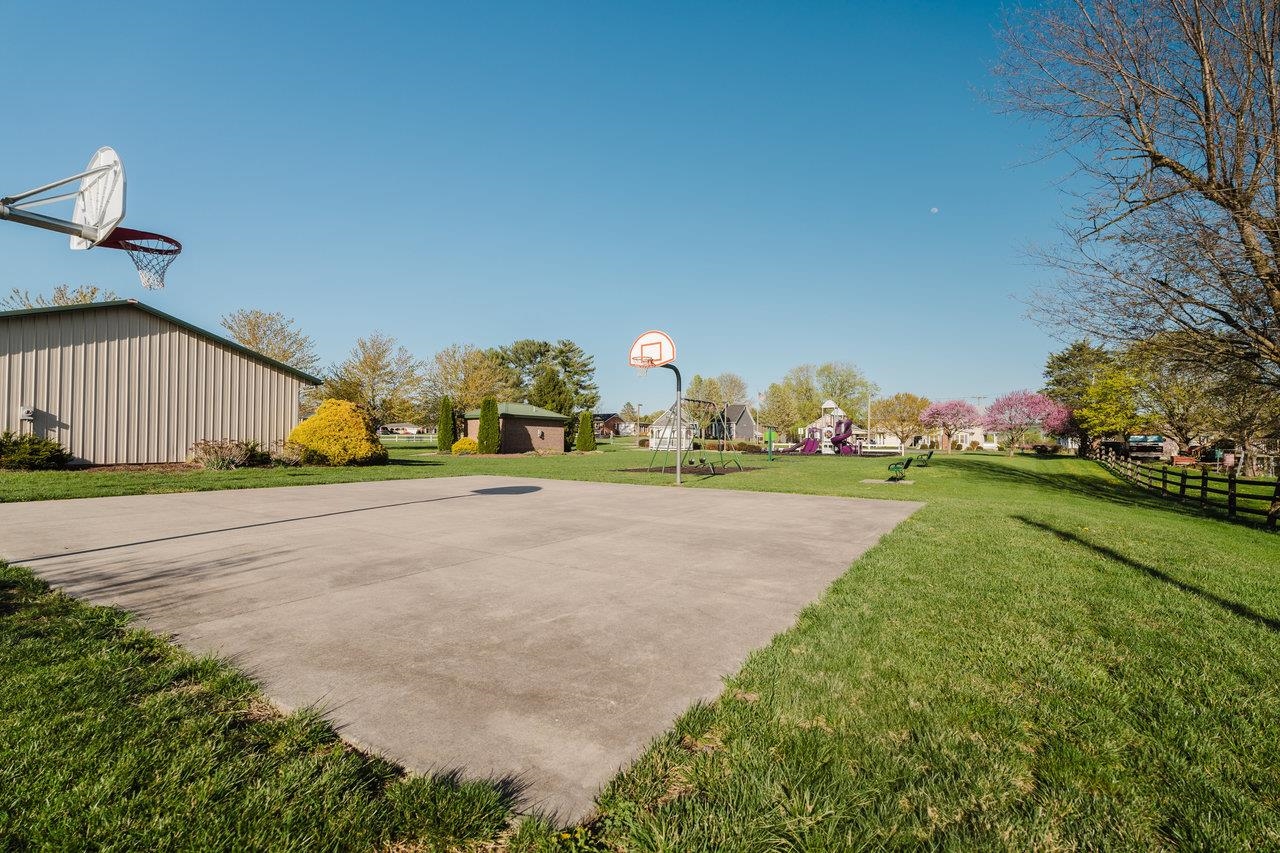 728 MASON ST, DAYTON, Virginia 22821, 4 Bedrooms Bedrooms, ,2 BathroomsBathrooms,Residential,728 MASON ST,663041 MLS # 663041