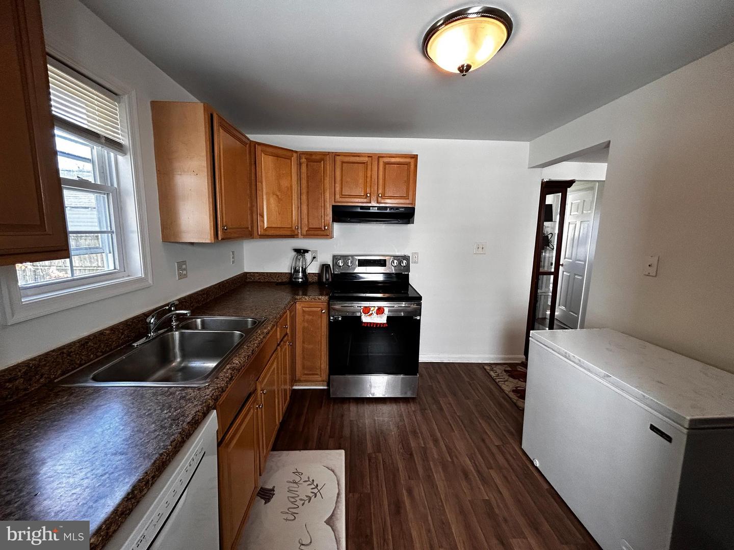 320 HIGHLAND AVE, WINCHESTER, Virginia 22601, 3 Bedrooms Bedrooms, ,2 BathroomsBathrooms,Residential,For sale,320 HIGHLAND AVE,VAWI2007294 MLS # VAWI2007294