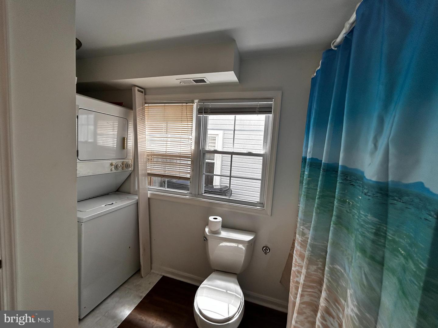 320 HIGHLAND AVE, WINCHESTER, Virginia 22601, 3 Bedrooms Bedrooms, ,2 BathroomsBathrooms,Residential,For sale,320 HIGHLAND AVE,VAWI2007294 MLS # VAWI2007294