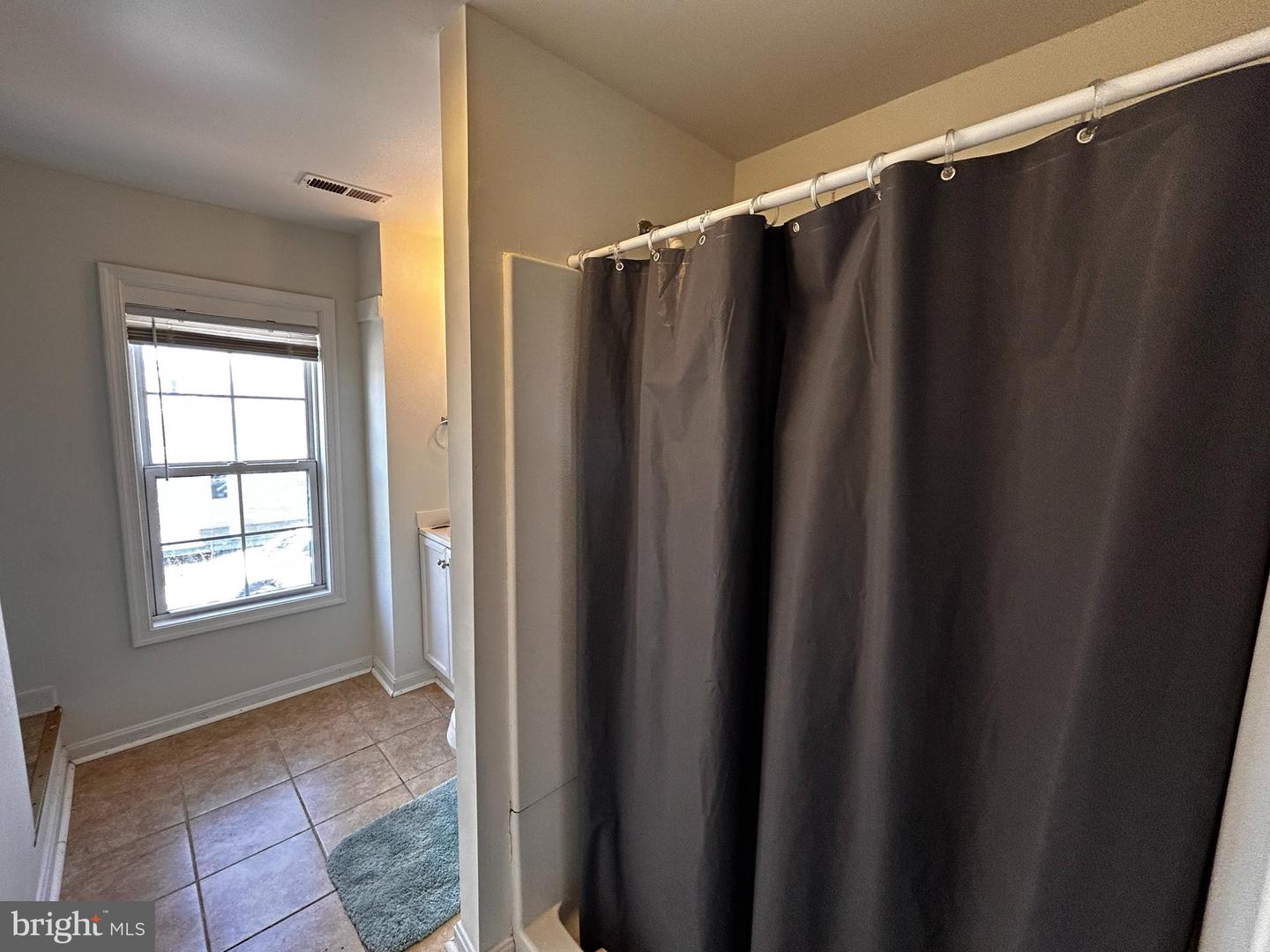320 HIGHLAND AVE, WINCHESTER, Virginia 22601, 3 Bedrooms Bedrooms, ,2 BathroomsBathrooms,Residential,For sale,320 HIGHLAND AVE,VAWI2007294 MLS # VAWI2007294