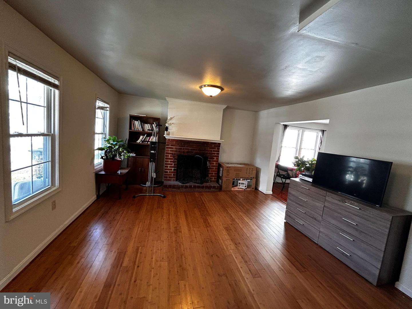 320 HIGHLAND AVE, WINCHESTER, Virginia 22601, 3 Bedrooms Bedrooms, ,2 BathroomsBathrooms,Residential,For sale,320 HIGHLAND AVE,VAWI2007294 MLS # VAWI2007294