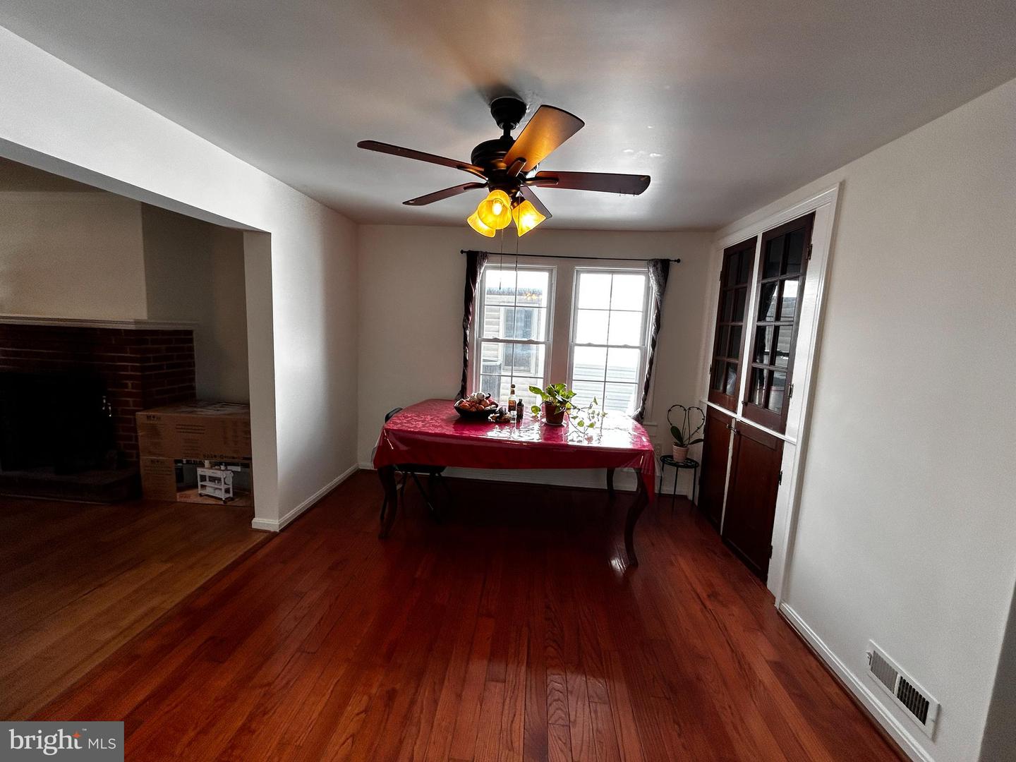 320 HIGHLAND AVE, WINCHESTER, Virginia 22601, 3 Bedrooms Bedrooms, ,2 BathroomsBathrooms,Residential,For sale,320 HIGHLAND AVE,VAWI2007294 MLS # VAWI2007294
