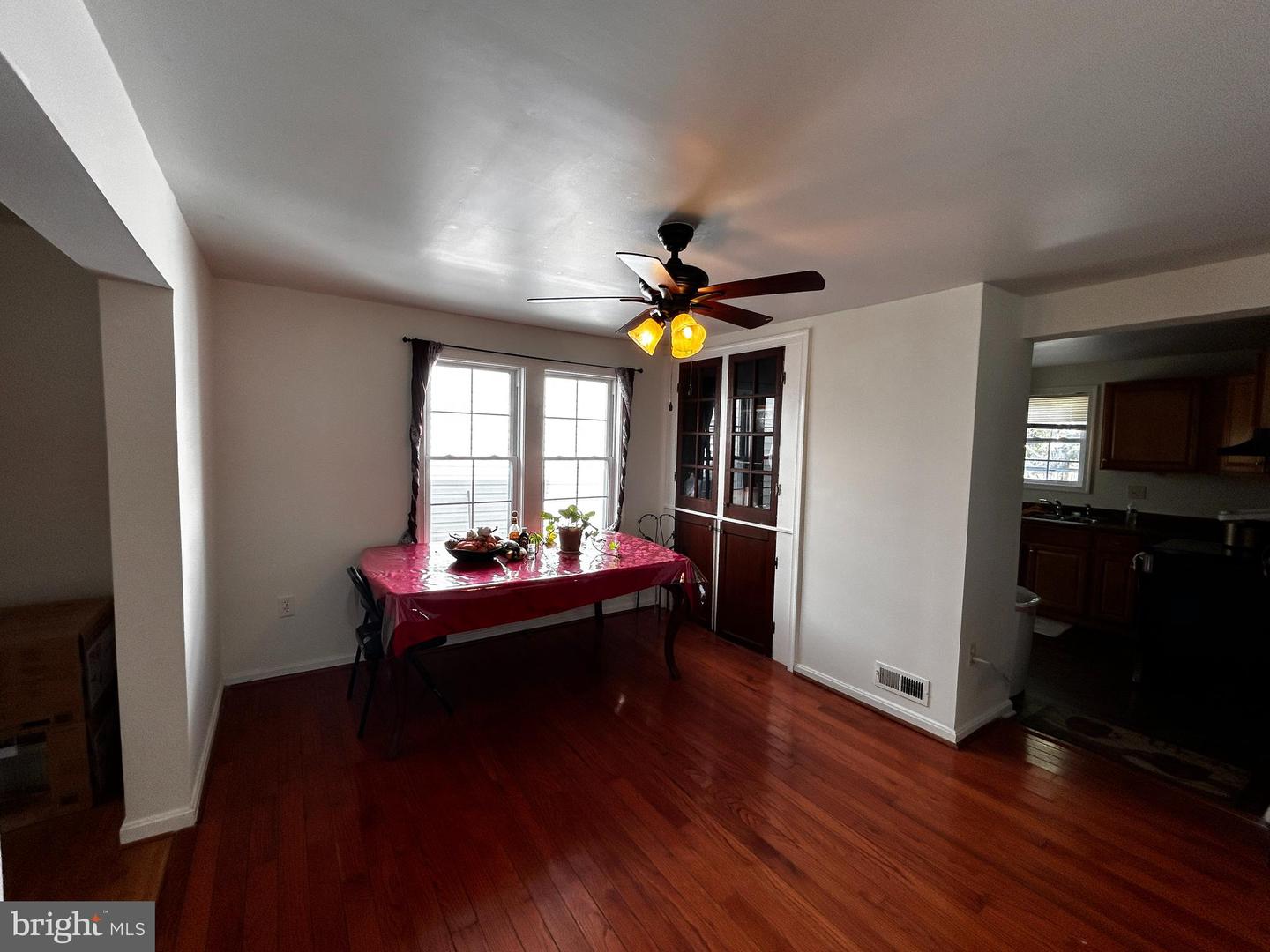 320 HIGHLAND AVE, WINCHESTER, Virginia 22601, 3 Bedrooms Bedrooms, ,2 BathroomsBathrooms,Residential,For sale,320 HIGHLAND AVE,VAWI2007294 MLS # VAWI2007294