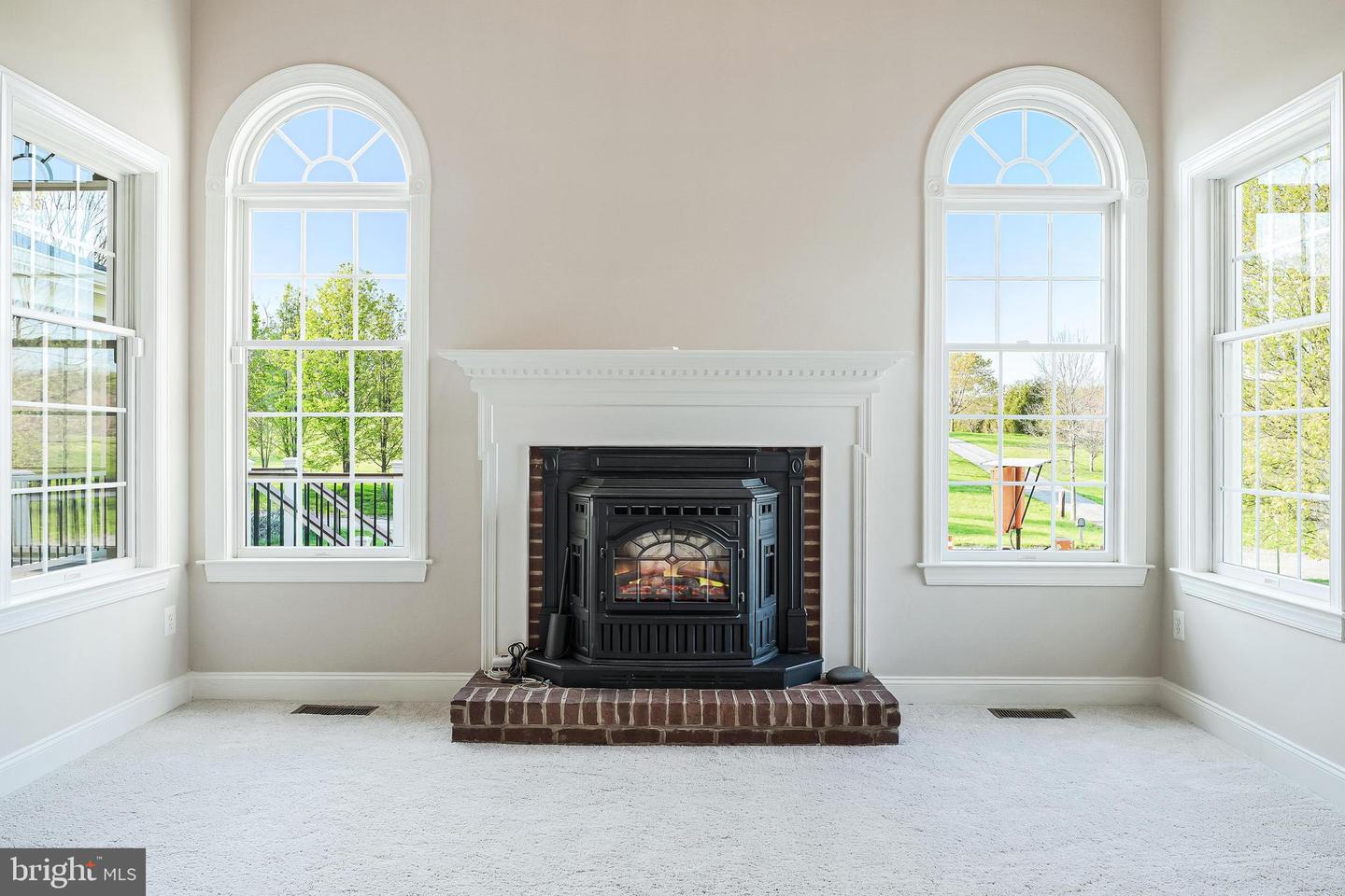 17937 MANASSAS GAP CT, HAMILTON, Virginia 20158, 4 Bedrooms Bedrooms, ,4 BathroomsBathrooms,Residential,For sale,17937 MANASSAS GAP CT,VALO2090950 MLS # VALO2090950