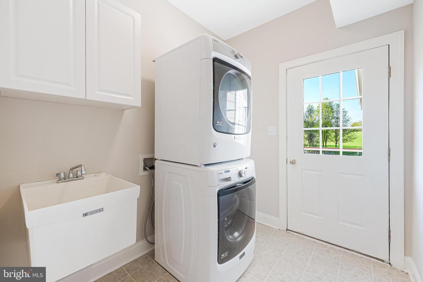 17937 MANASSAS GAP CT, HAMILTON, Virginia 20158, 4 Bedrooms Bedrooms, ,4 BathroomsBathrooms,Residential,For sale,17937 MANASSAS GAP CT,VALO2090950 MLS # VALO2090950