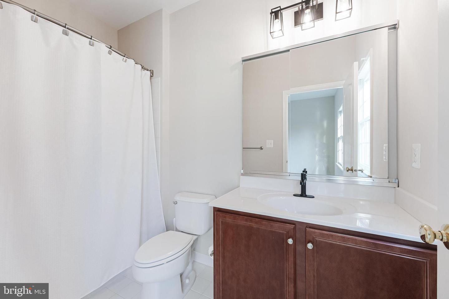 17937 MANASSAS GAP CT, HAMILTON, Virginia 20158, 4 Bedrooms Bedrooms, ,4 BathroomsBathrooms,Residential,For sale,17937 MANASSAS GAP CT,VALO2090950 MLS # VALO2090950