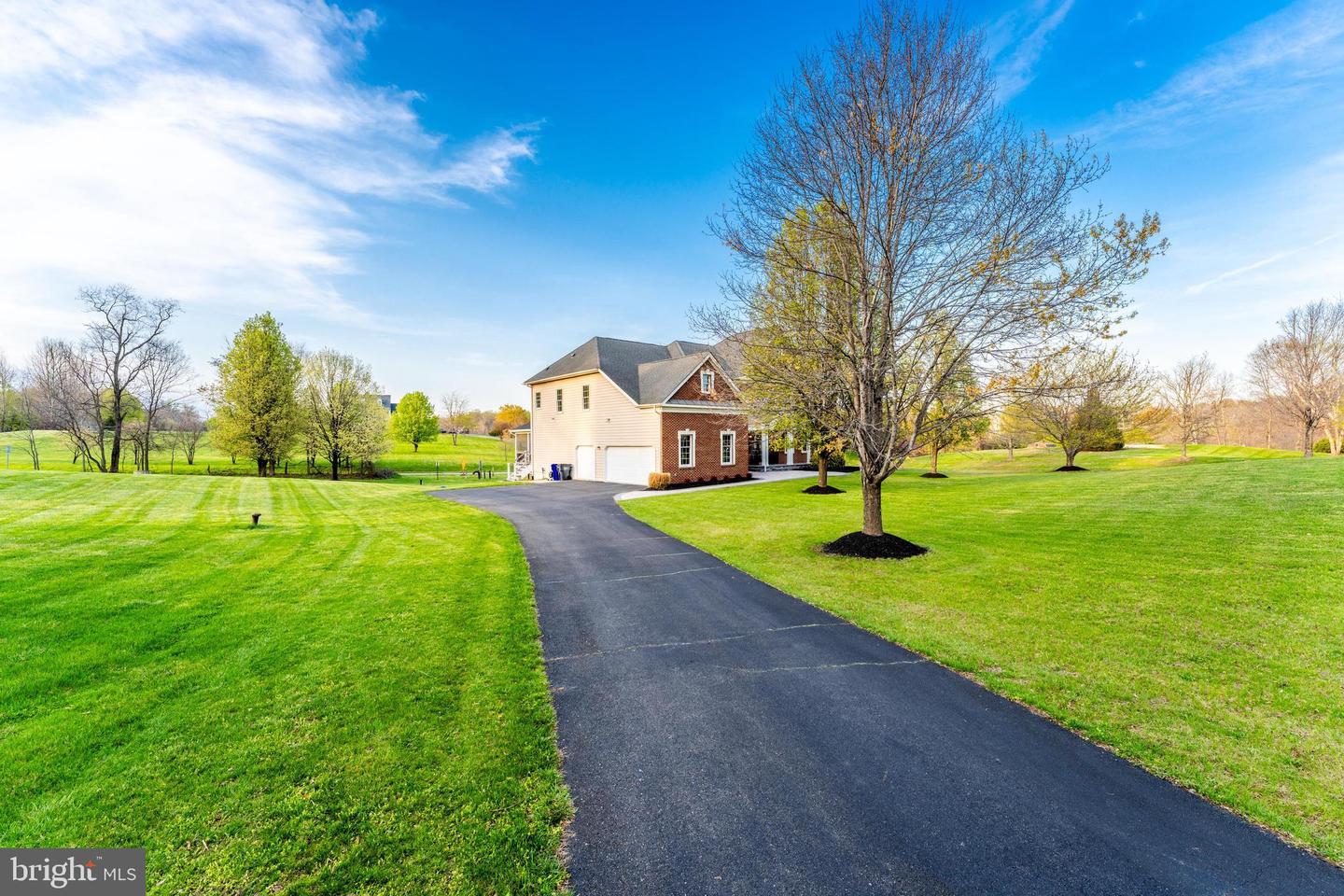 17937 MANASSAS GAP CT, HAMILTON, Virginia 20158, 4 Bedrooms Bedrooms, ,4 BathroomsBathrooms,Residential,For sale,17937 MANASSAS GAP CT,VALO2090950 MLS # VALO2090950