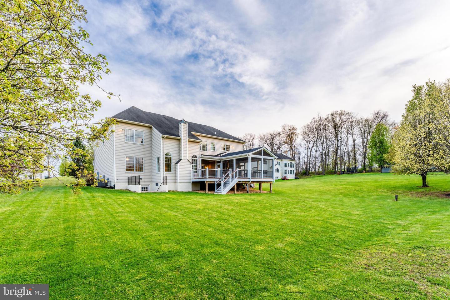 17937 MANASSAS GAP CT, HAMILTON, Virginia 20158, 4 Bedrooms Bedrooms, ,4 BathroomsBathrooms,Residential,For sale,17937 MANASSAS GAP CT,VALO2090950 MLS # VALO2090950