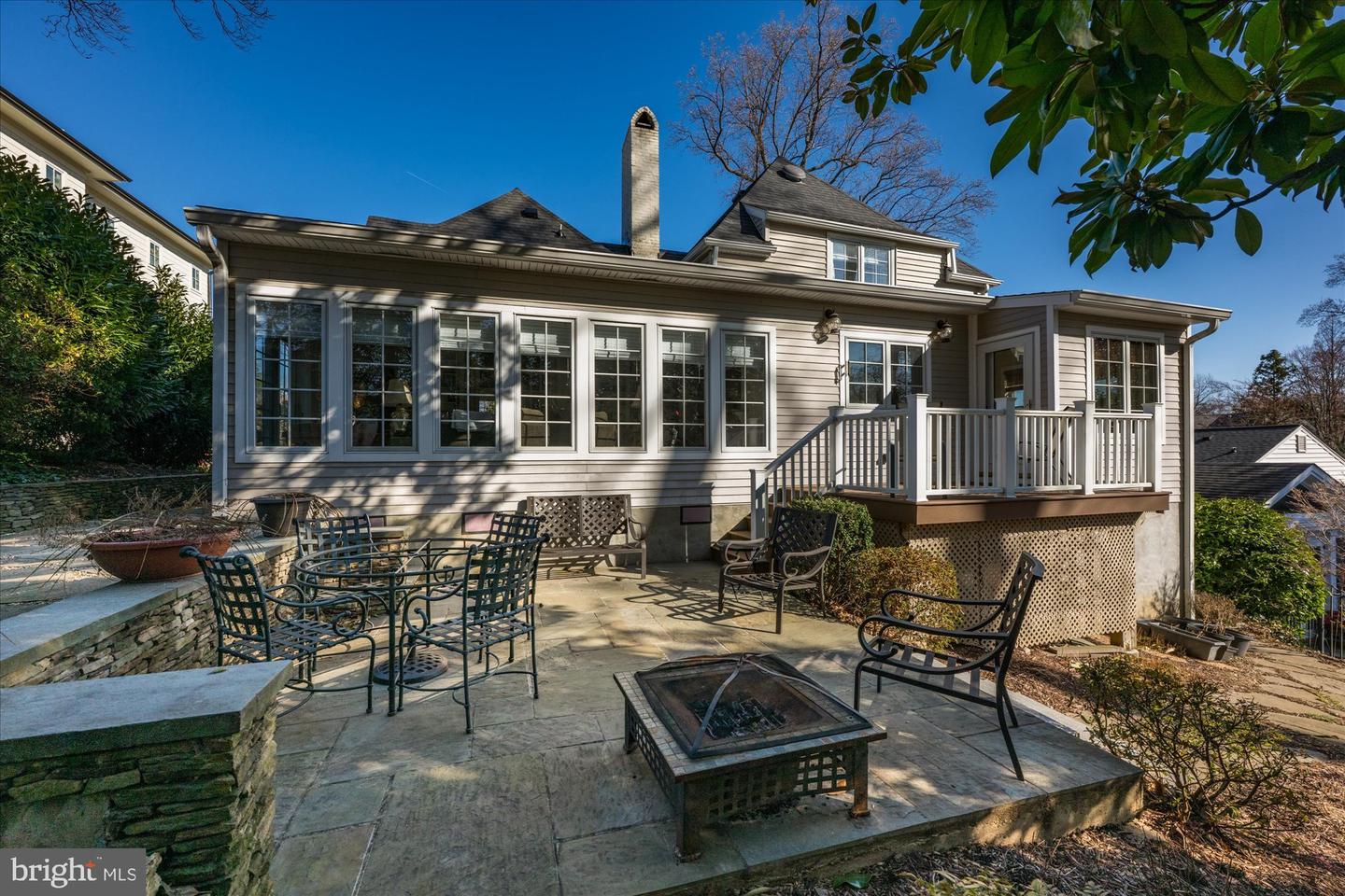 4608 37TH ST N, ARLINGTON, Virginia 22207, 4 Bedrooms Bedrooms, ,3 BathroomsBathrooms,Residential,For sale,4608 37TH ST N,VAAR2054486 MLS # VAAR2054486