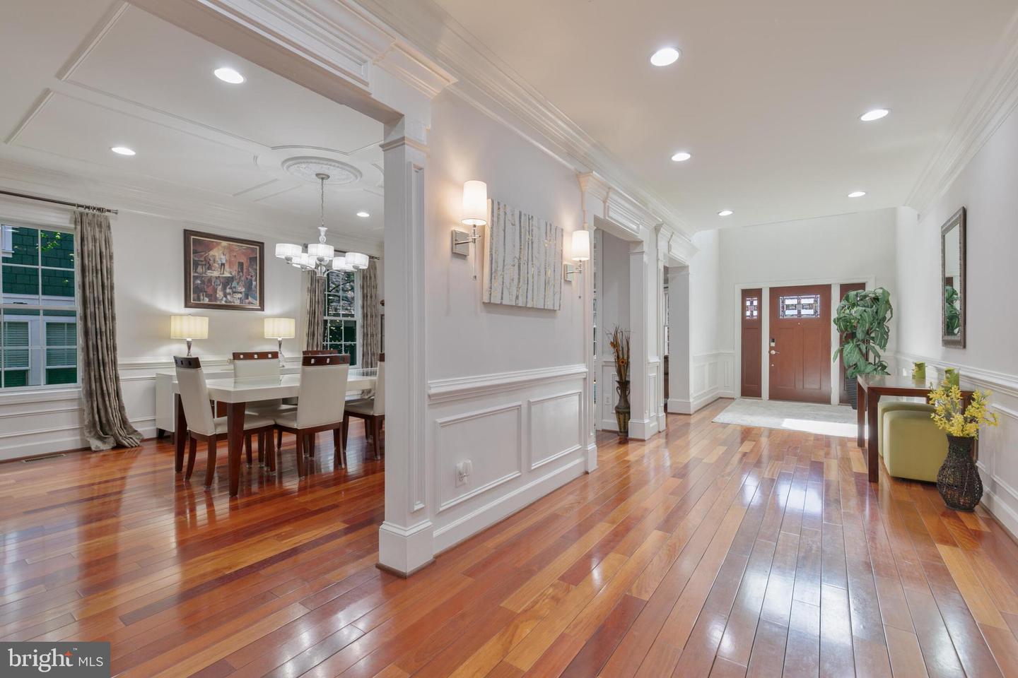 6237 WASHINGTON BLVD, ARLINGTON, Virginia 22205, 5 Bedrooms Bedrooms, ,4 BathroomsBathrooms,Residential,For sale,6237 WASHINGTON BLVD,VAAR2054840 MLS # VAAR2054840