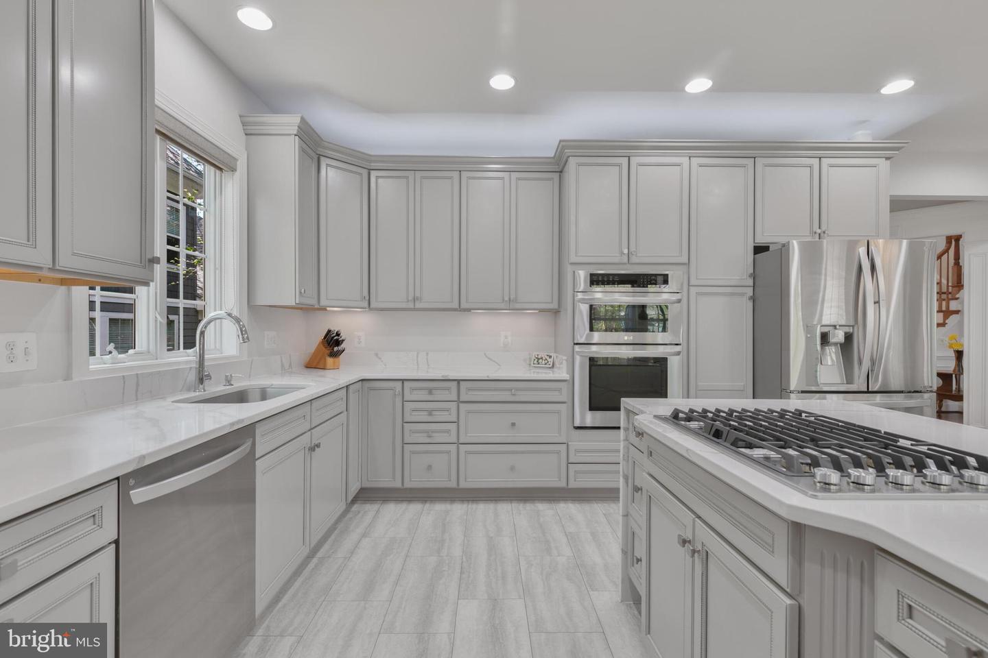 6237 WASHINGTON BLVD, ARLINGTON, Virginia 22205, 5 Bedrooms Bedrooms, ,4 BathroomsBathrooms,Residential,For sale,6237 WASHINGTON BLVD,VAAR2054840 MLS # VAAR2054840