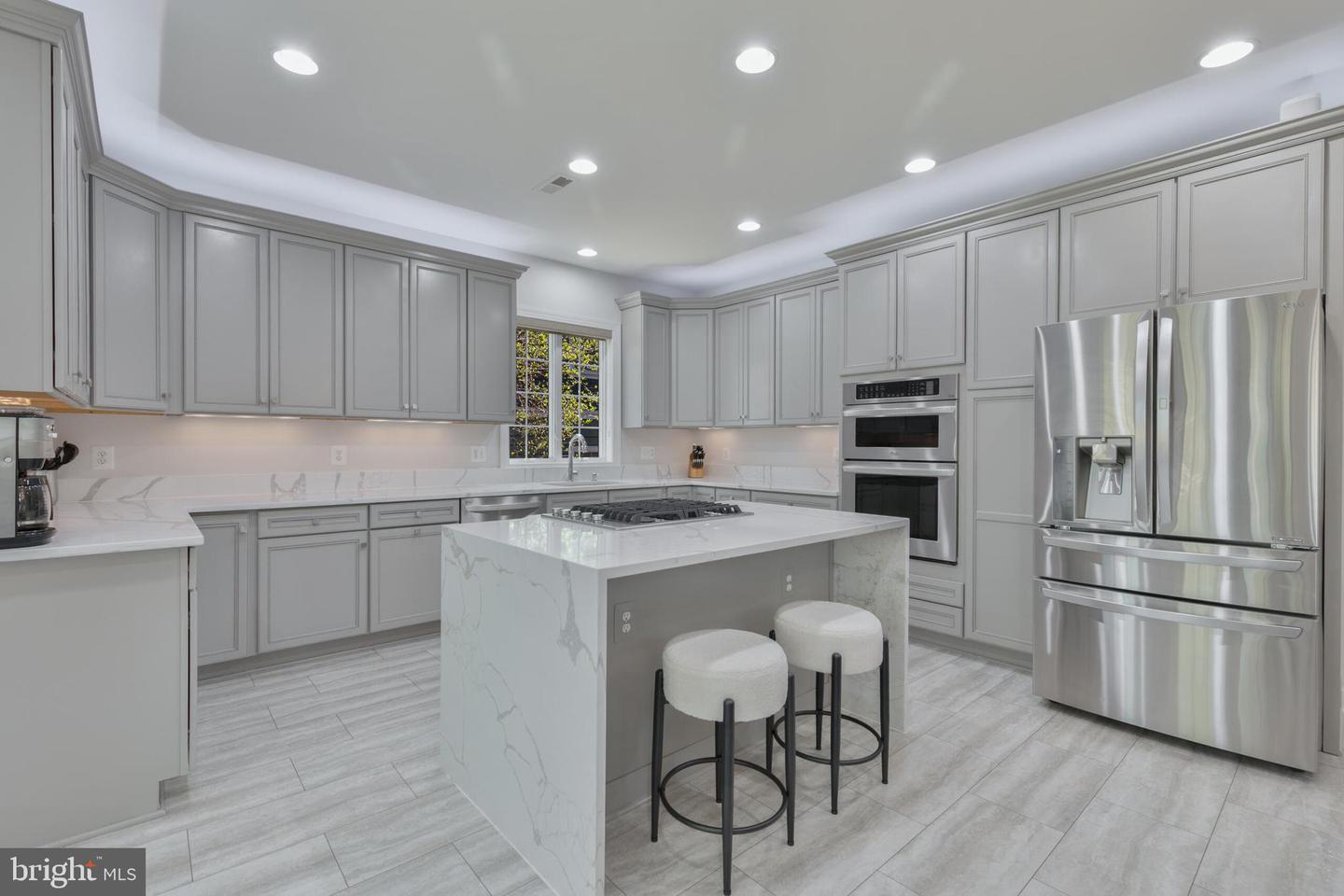 6237 WASHINGTON BLVD, ARLINGTON, Virginia 22205, 5 Bedrooms Bedrooms, ,4 BathroomsBathrooms,Residential,For sale,6237 WASHINGTON BLVD,VAAR2054840 MLS # VAAR2054840