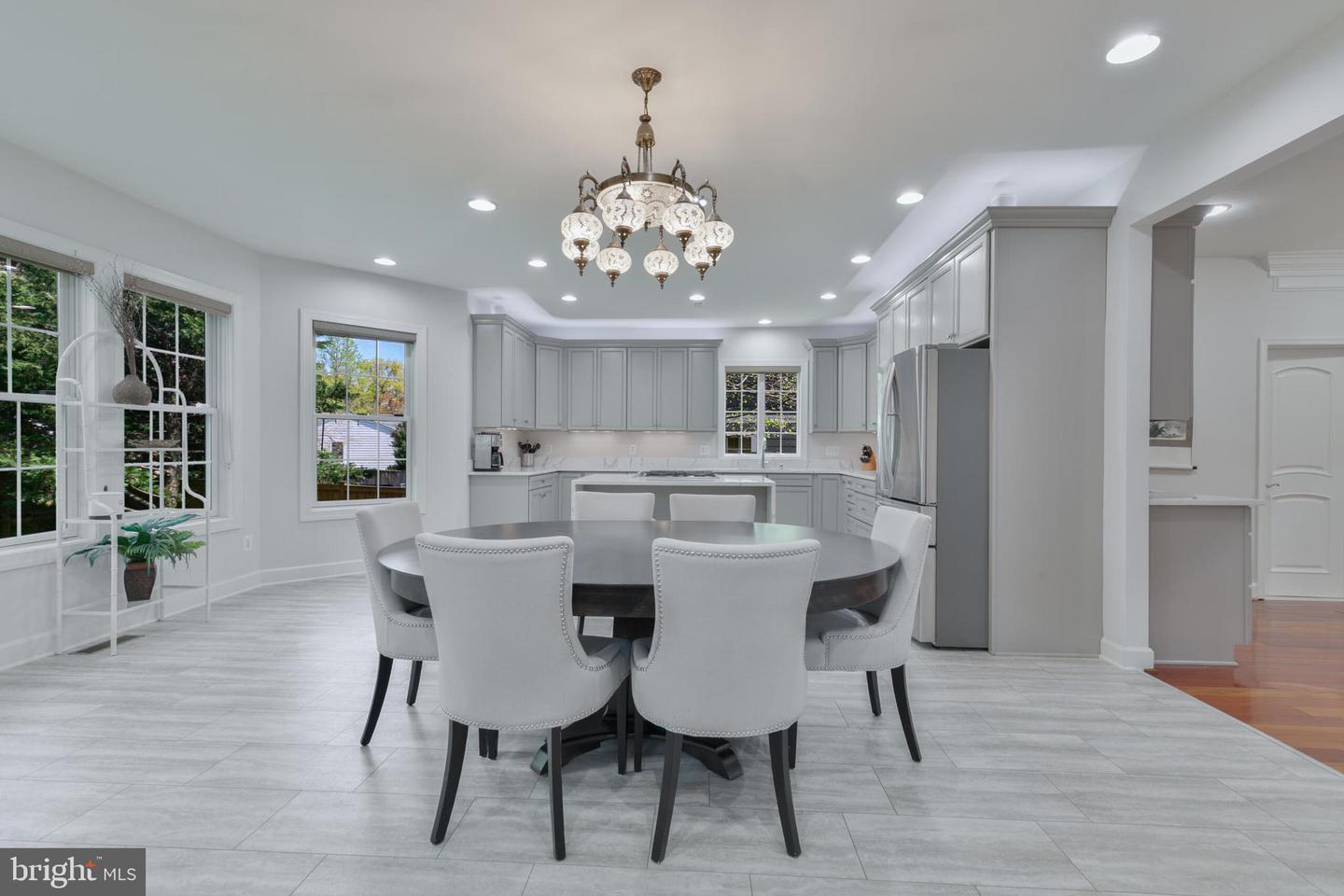 6237 WASHINGTON BLVD, ARLINGTON, Virginia 22205, 5 Bedrooms Bedrooms, ,4 BathroomsBathrooms,Residential,For sale,6237 WASHINGTON BLVD,VAAR2054840 MLS # VAAR2054840