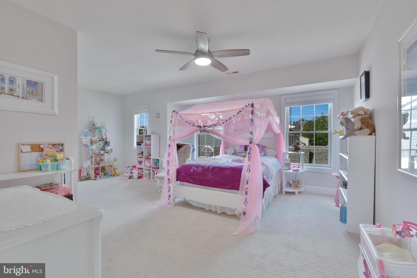 6237 WASHINGTON BLVD, ARLINGTON, Virginia 22205, 5 Bedrooms Bedrooms, ,4 BathroomsBathrooms,Residential,For sale,6237 WASHINGTON BLVD,VAAR2054840 MLS # VAAR2054840