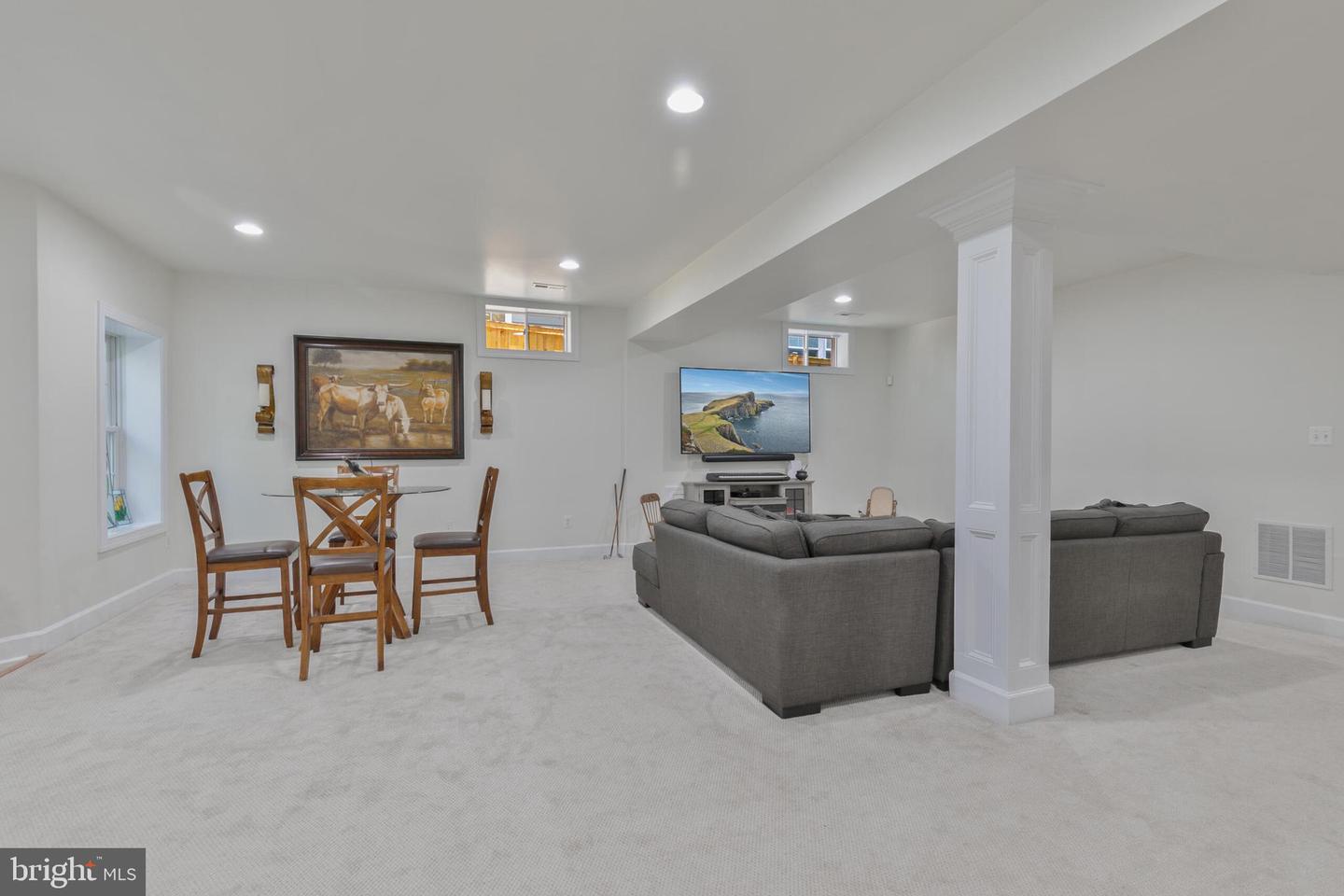 6237 WASHINGTON BLVD, ARLINGTON, Virginia 22205, 5 Bedrooms Bedrooms, ,4 BathroomsBathrooms,Residential,For sale,6237 WASHINGTON BLVD,VAAR2054840 MLS # VAAR2054840