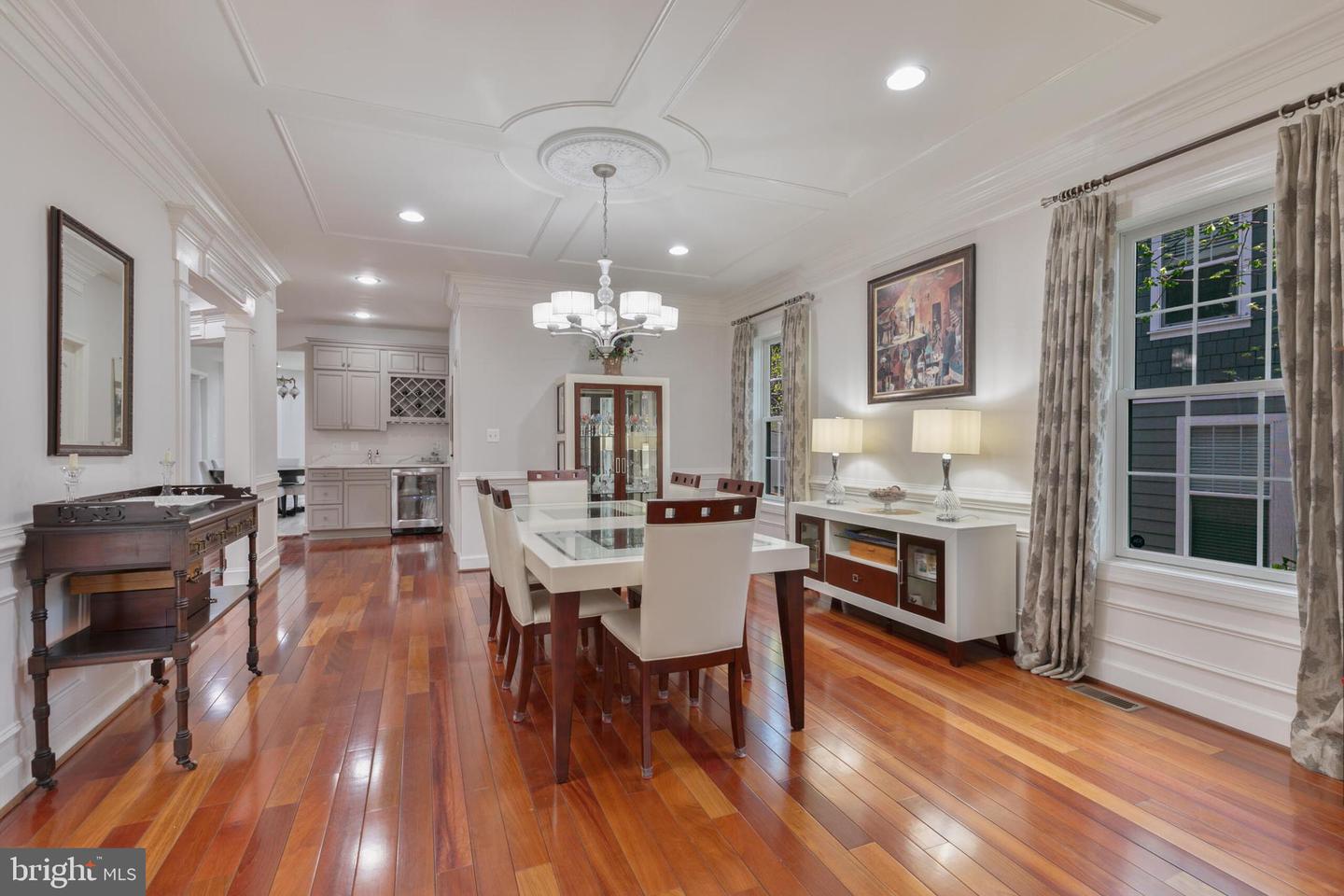 6237 WASHINGTON BLVD, ARLINGTON, Virginia 22205, 5 Bedrooms Bedrooms, ,4 BathroomsBathrooms,Residential,For sale,6237 WASHINGTON BLVD,VAAR2054840 MLS # VAAR2054840