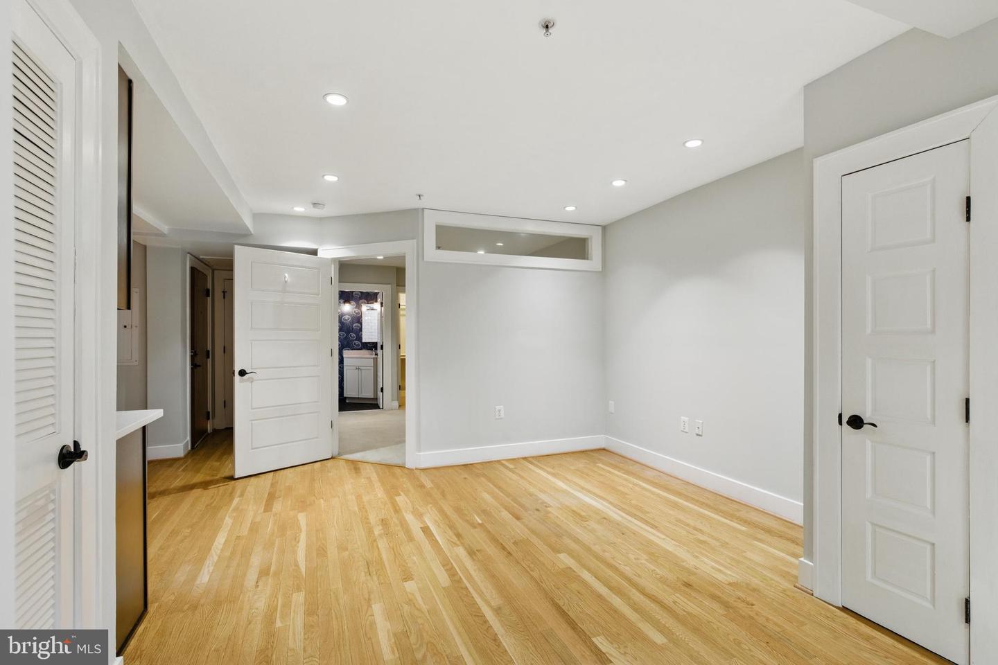1109 M ST NW #1, WASHINGTON, District Of Columbia 20005, 1 Bedroom Bedrooms, ,1 BathroomBathrooms,Residential,For sale,1109 M ST NW #1,DCDC2192146 MLS # DCDC2192146
