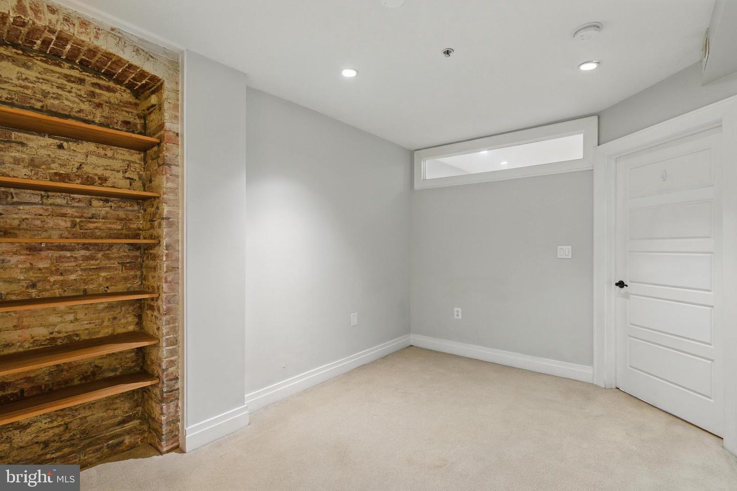 1109 M ST NW #1, WASHINGTON, District Of Columbia 20005, 1 Bedroom Bedrooms, ,1 BathroomBathrooms,Residential,For sale,1109 M ST NW #1,DCDC2192146 MLS # DCDC2192146