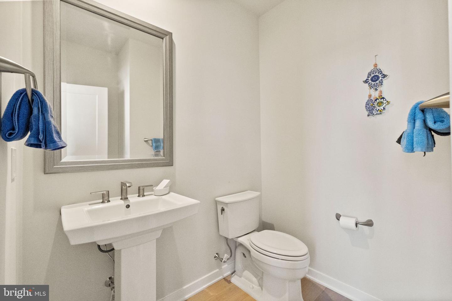 43470 DANVILLE TER, ASHBURN, Virginia 20148, 3 Bedrooms Bedrooms, ,2 BathroomsBathrooms,Residential,For sale,43470 DANVILLE TER,VALO2092766 MLS # VALO2092766