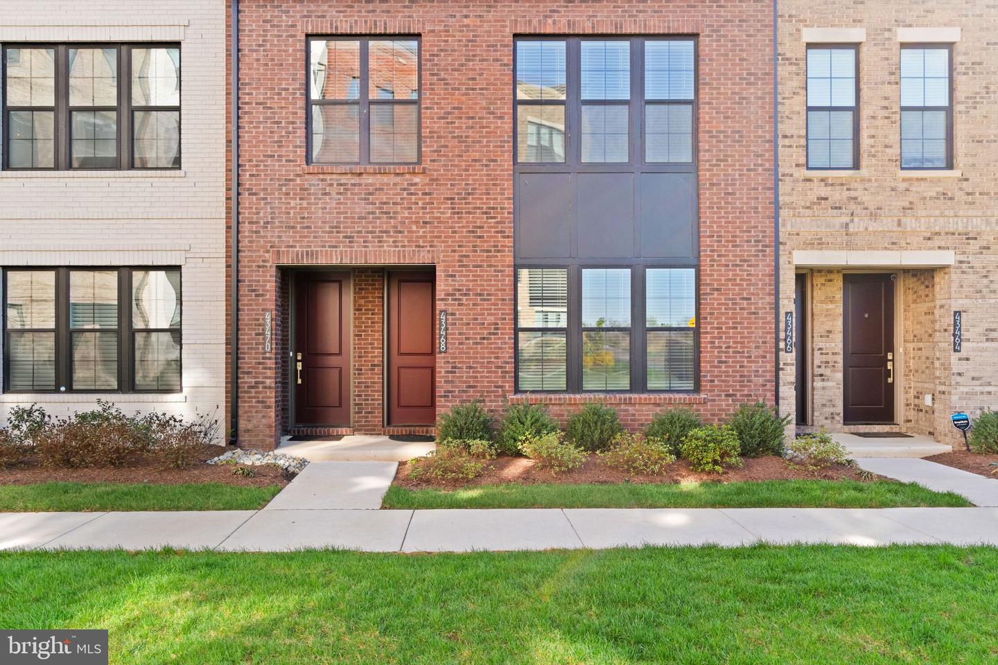 43470 DANVILLE TER, ASHBURN, Virginia 20148, 3 Bedrooms Bedrooms, ,2 BathroomsBathrooms,Residential,For sale,43470 DANVILLE TER,VALO2092766 MLS # VALO2092766