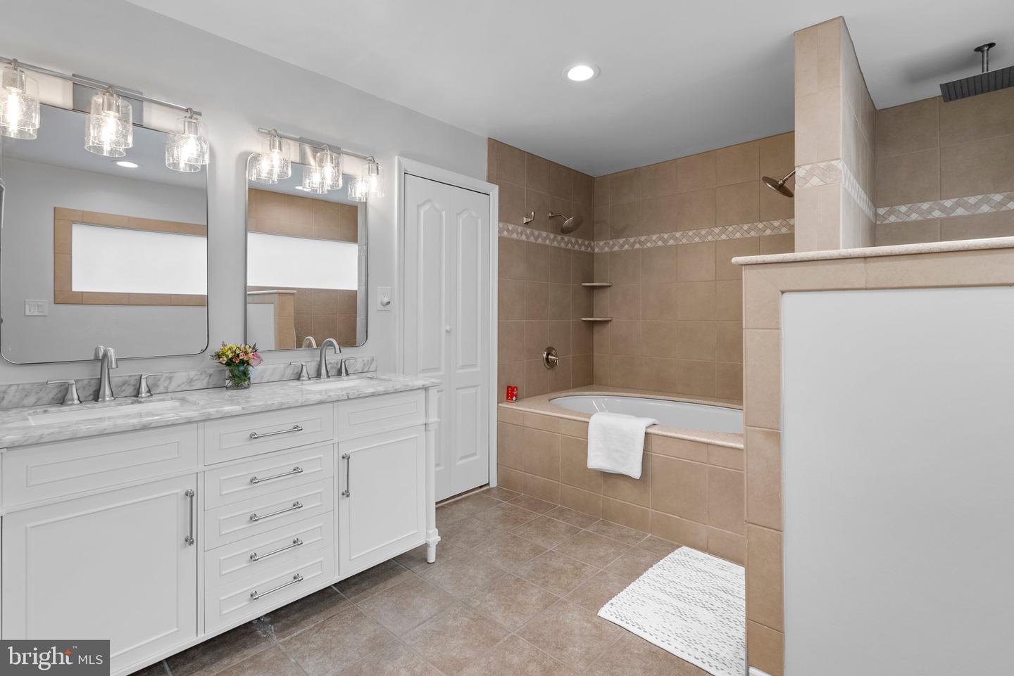 11310 HARBORSIDE CLUSTER, RESTON, Virginia 20191, 4 Bedrooms Bedrooms, ,2 BathroomsBathrooms,Residential,For sale,11310 HARBORSIDE CLUSTER,VAFX2231536 MLS # VAFX2231536