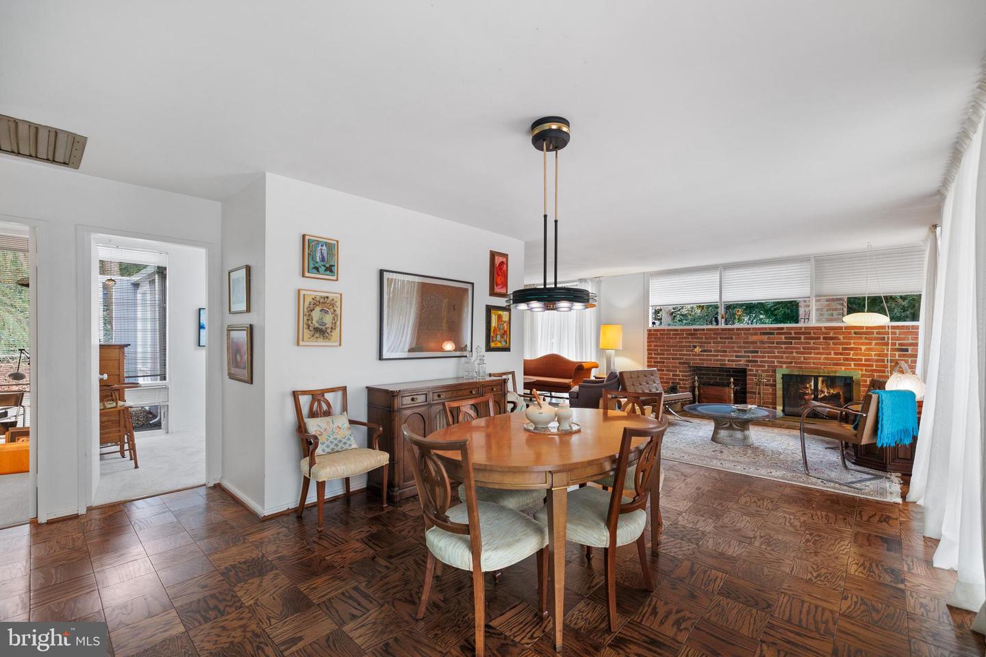 2313 GLASGOW RD, ALEXANDRIA, Virginia 22307, 4 Bedrooms Bedrooms, ,1 BathroomBathrooms,Residential,For sale,2313 GLASGOW RD,VAFX2231570 MLS # VAFX2231570