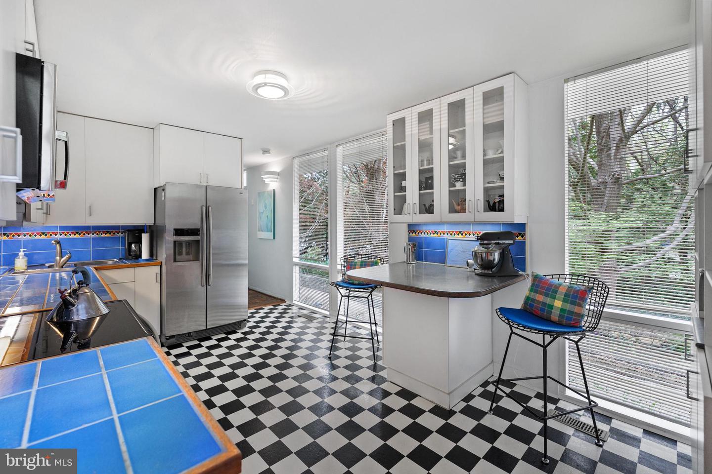 2313 GLASGOW RD, ALEXANDRIA, Virginia 22307, 4 Bedrooms Bedrooms, ,1 BathroomBathrooms,Residential,For sale,2313 GLASGOW RD,VAFX2231570 MLS # VAFX2231570