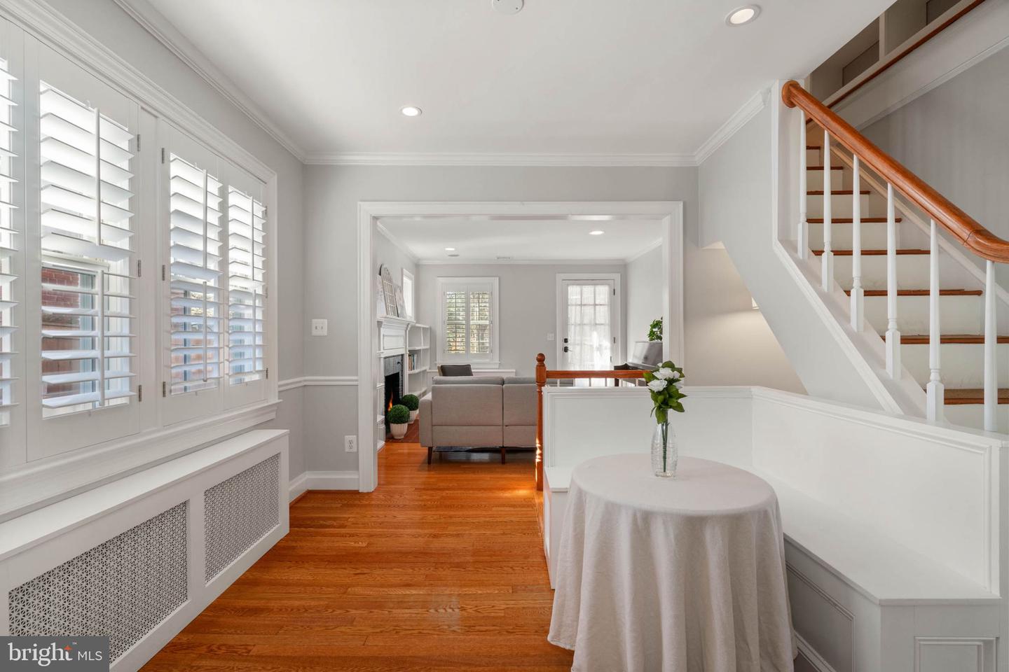 100 E MAPLE ST, ALEXANDRIA, Virginia 22301, 4 Bedrooms Bedrooms, ,3 BathroomsBathrooms,Residential,For sale,100 E MAPLE ST,VAAX2043702 MLS # VAAX2043702
