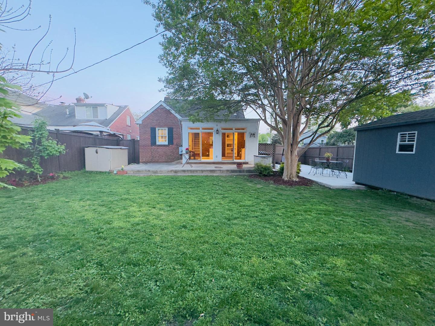 100 E MAPLE ST, ALEXANDRIA, Virginia 22301, 4 Bedrooms Bedrooms, ,3 BathroomsBathrooms,Residential,For sale,100 E MAPLE ST,VAAX2043702 MLS # VAAX2043702