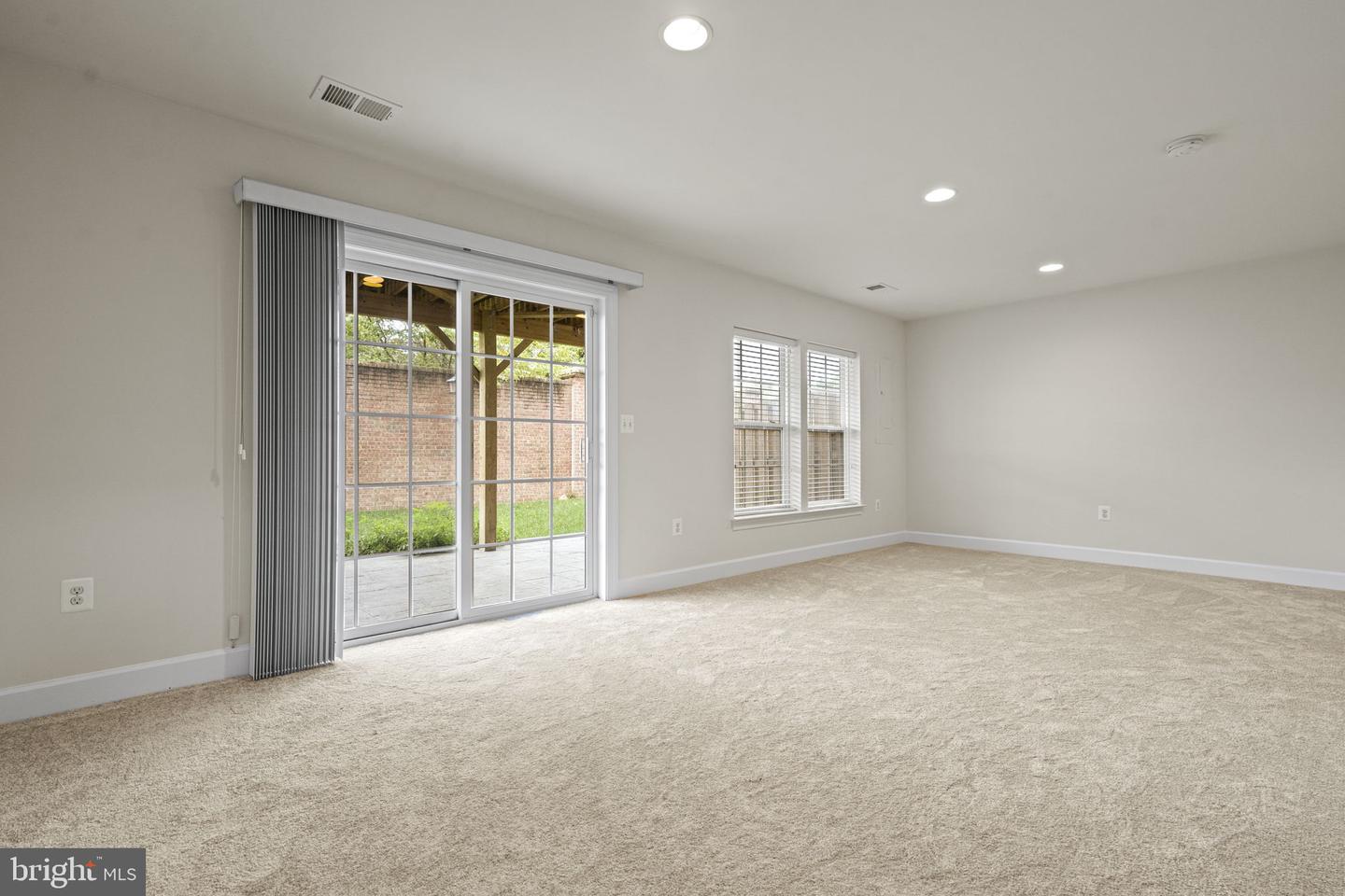 6236 SUMMIT POINT CT, ALEXANDRIA, Virginia 22310, 3 Bedrooms Bedrooms, ,2 BathroomsBathrooms,Residential,For sale,6236 SUMMIT POINT CT,VAFX2231770 MLS # VAFX2231770
