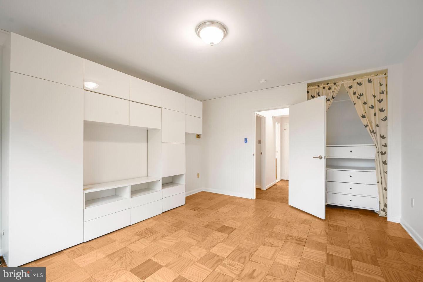 4201 CATHEDRAL AVE NW #801E, WASHINGTON, District Of Columbia 20016, 2 Bedrooms Bedrooms, ,2 BathroomsBathrooms,Residential,For sale,4201 CATHEDRAL AVE NW #801E,DCDC2194008 MLS # DCDC2194008 4201 CATHEDRAL AVE NW #801E, WASHINGTON, District Of Columbia 20016, 2 Bedrooms Bedrooms, ,2 BathroomsBathrooms,Residential,For sale,4201 CATHEDRAL AVE NW #801E,DCDC2194008 MLS # DCDC2194008