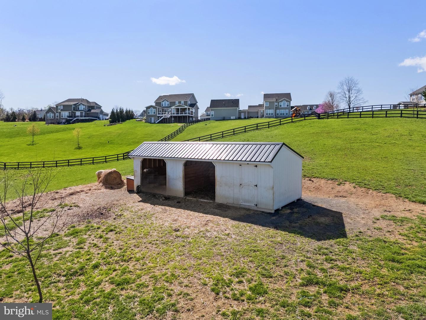18639 WILD RASPBERRY DR, PURCELLVILLE, Virginia 20132, 5 Bedrooms Bedrooms, ,5 BathroomsBathrooms,Residential,For sale,18639 WILD RASPBERRY DR,VALO2093012 MLS # VALO2093012