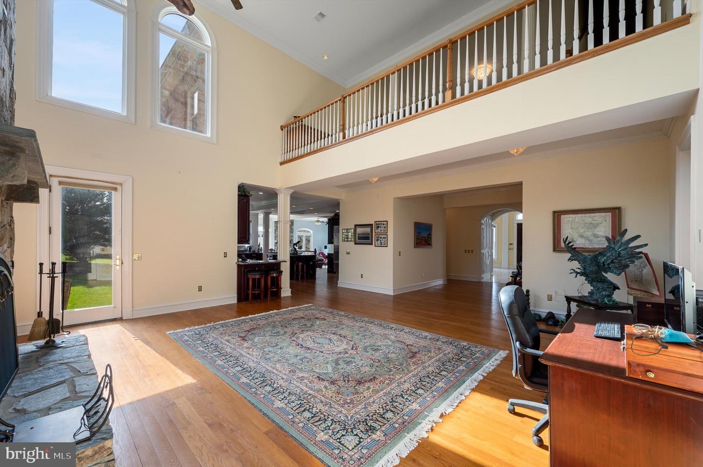 18037 CLENDENNING CIR, ROUND HILL, Virginia 20141, 5 Bedrooms Bedrooms, ,5 BathroomsBathrooms,Residential,For sale,18037 CLENDENNING CIR,VALO2093076 MLS # VALO2093076